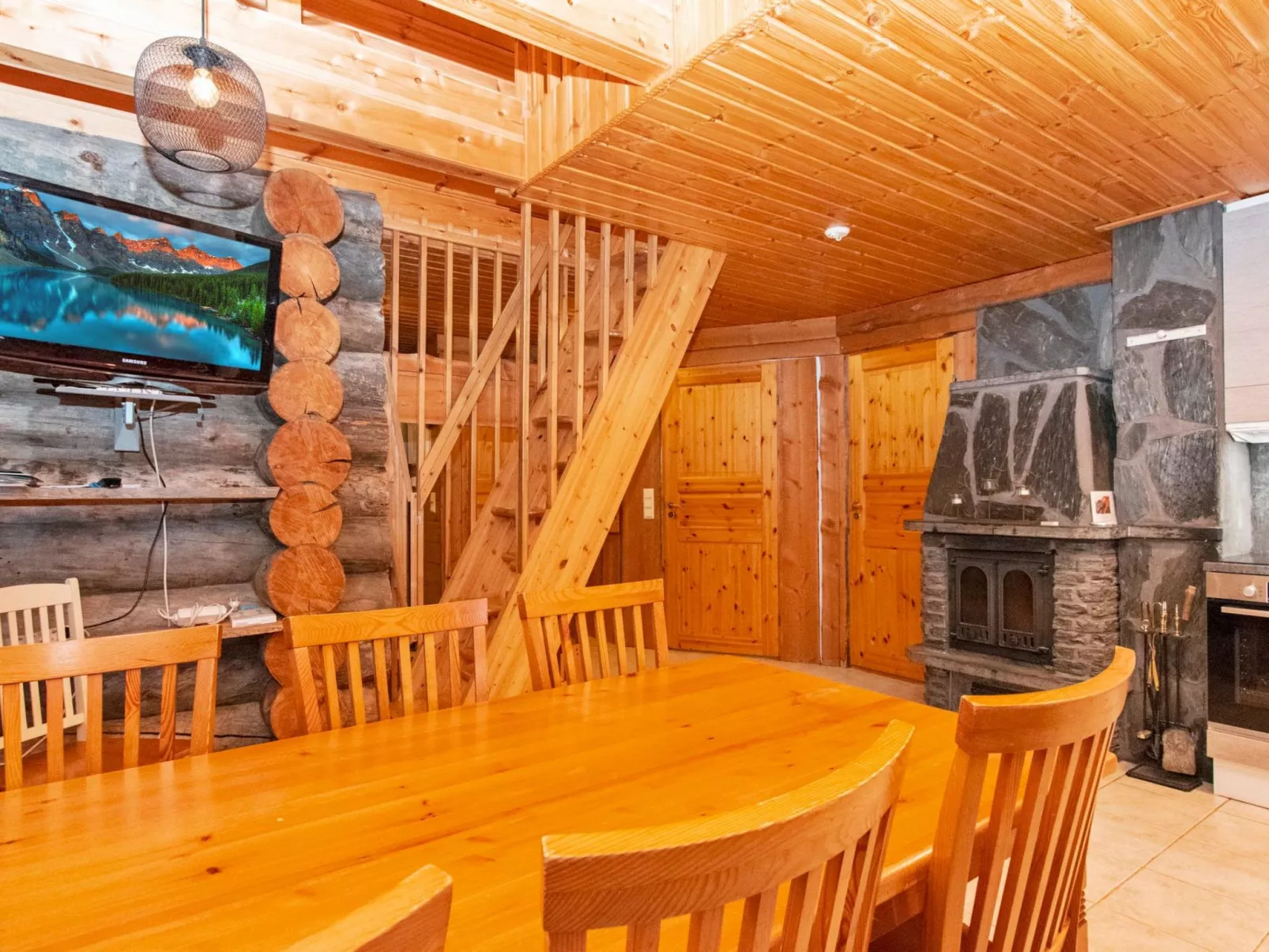 Joikupirtti a-Drinnen