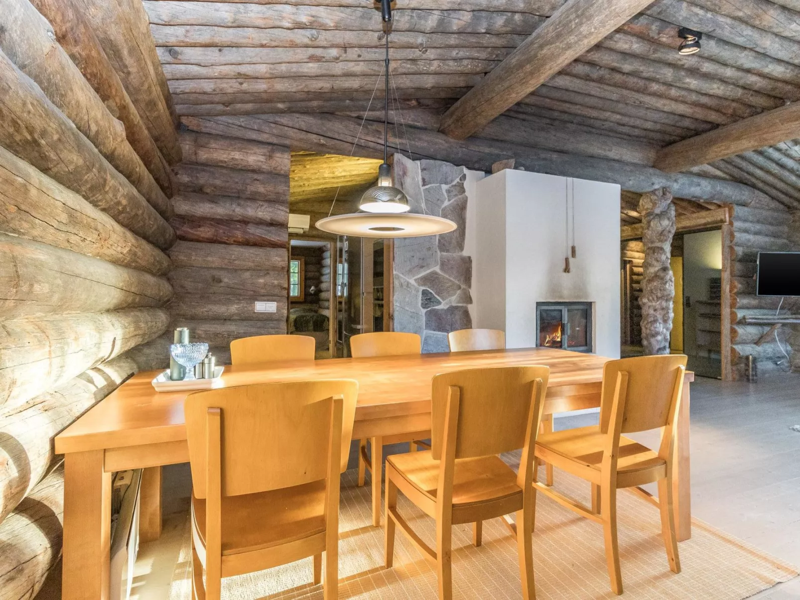 Kaasavuoren ranta-Dedans