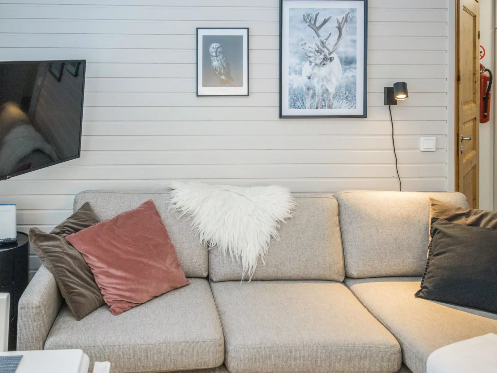 Outapailakka i 1-Inside