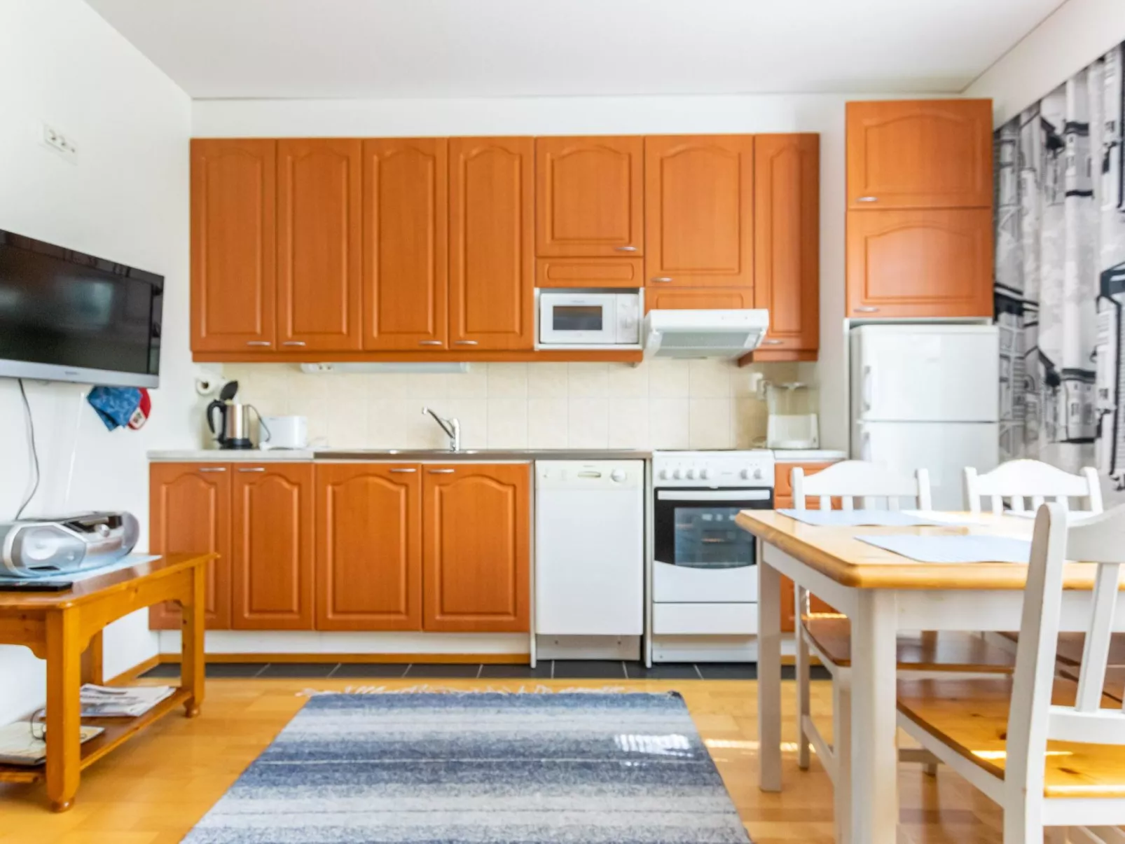 Outapailakka j 9 - Drinnen