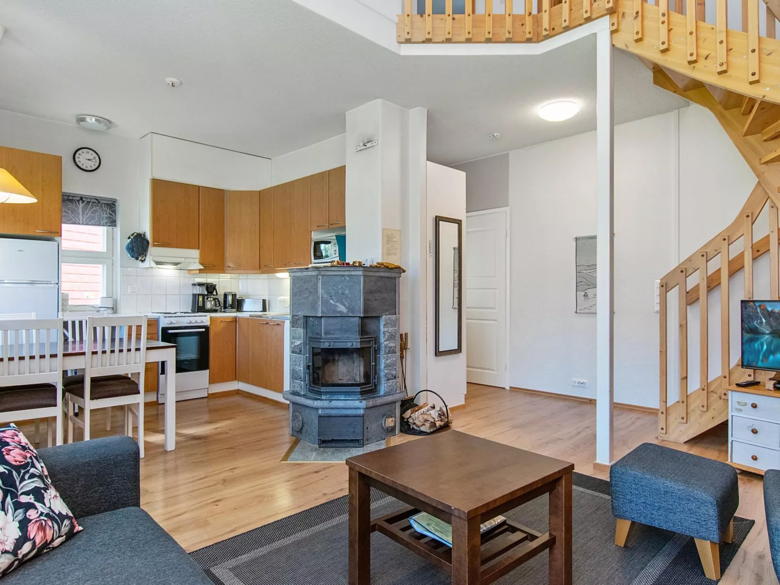 Moitakuru c30-Inside