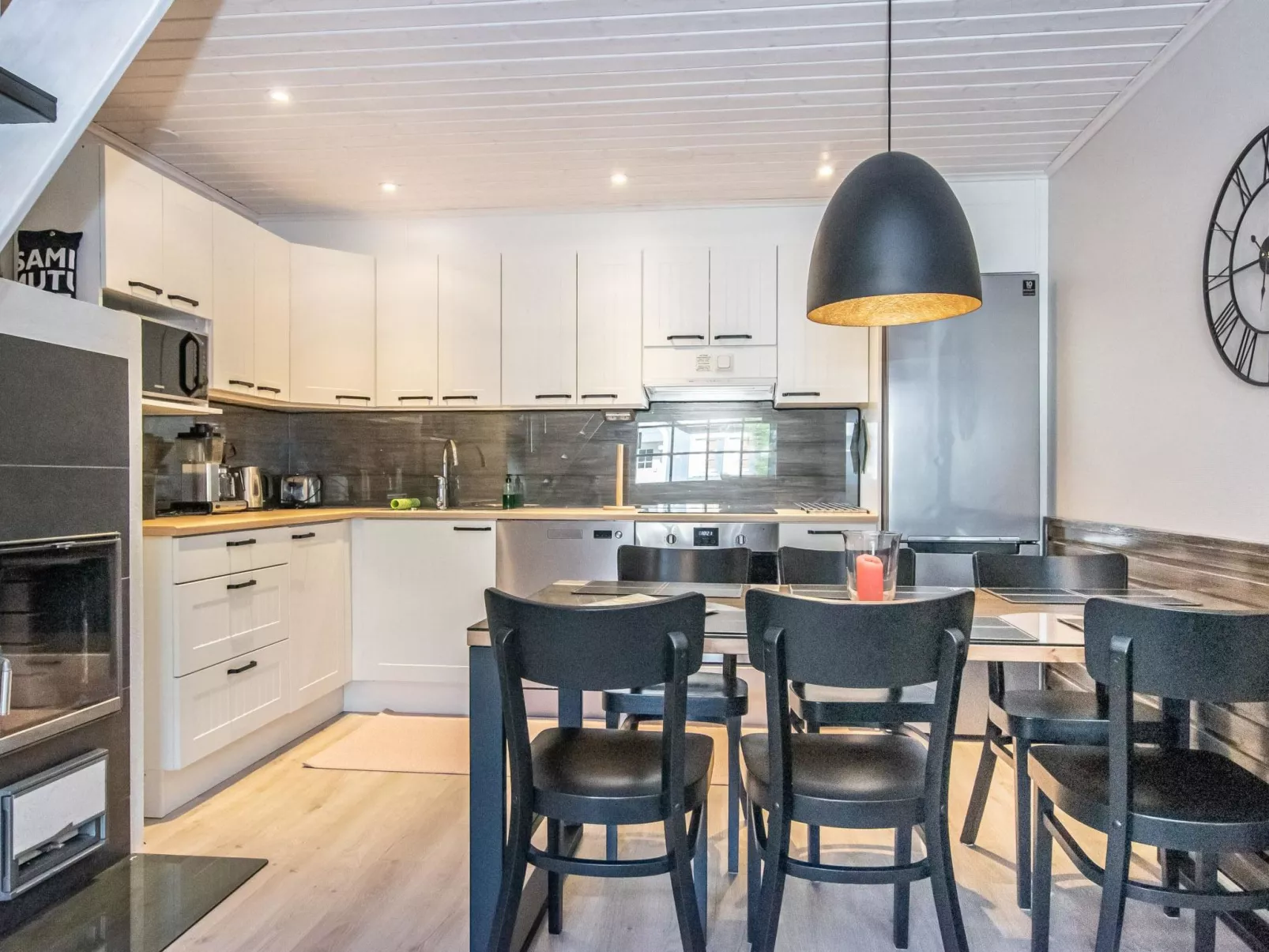 Teerenpesue f 52 taiga-Inside