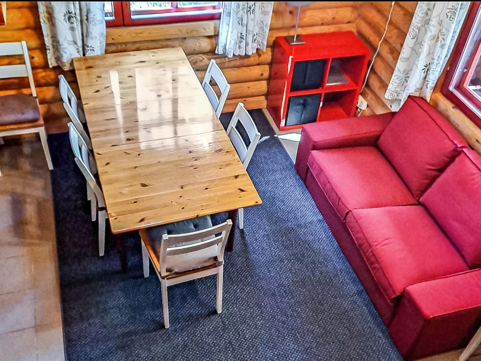 Levintähkä b-Dedans