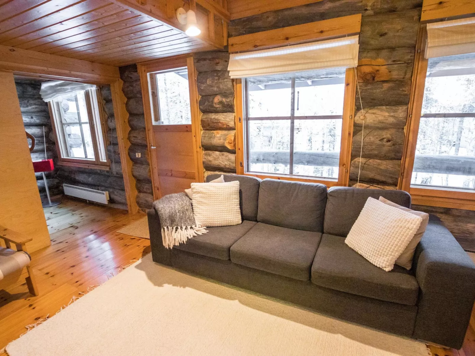 Ylläsrova b5 / kasku-Dedans