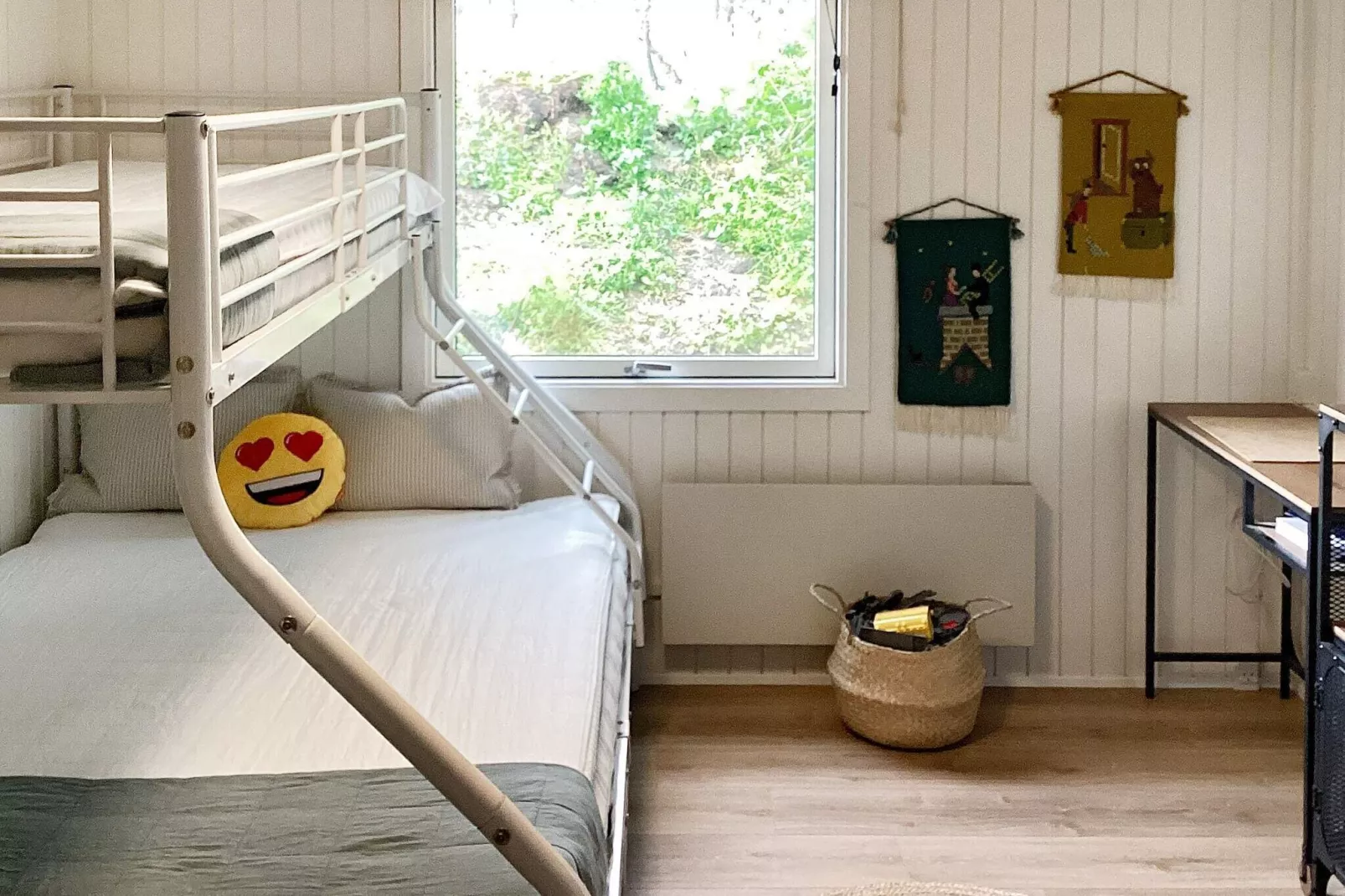 Dune Escape with Games and WiFi-By Traum-Indoor