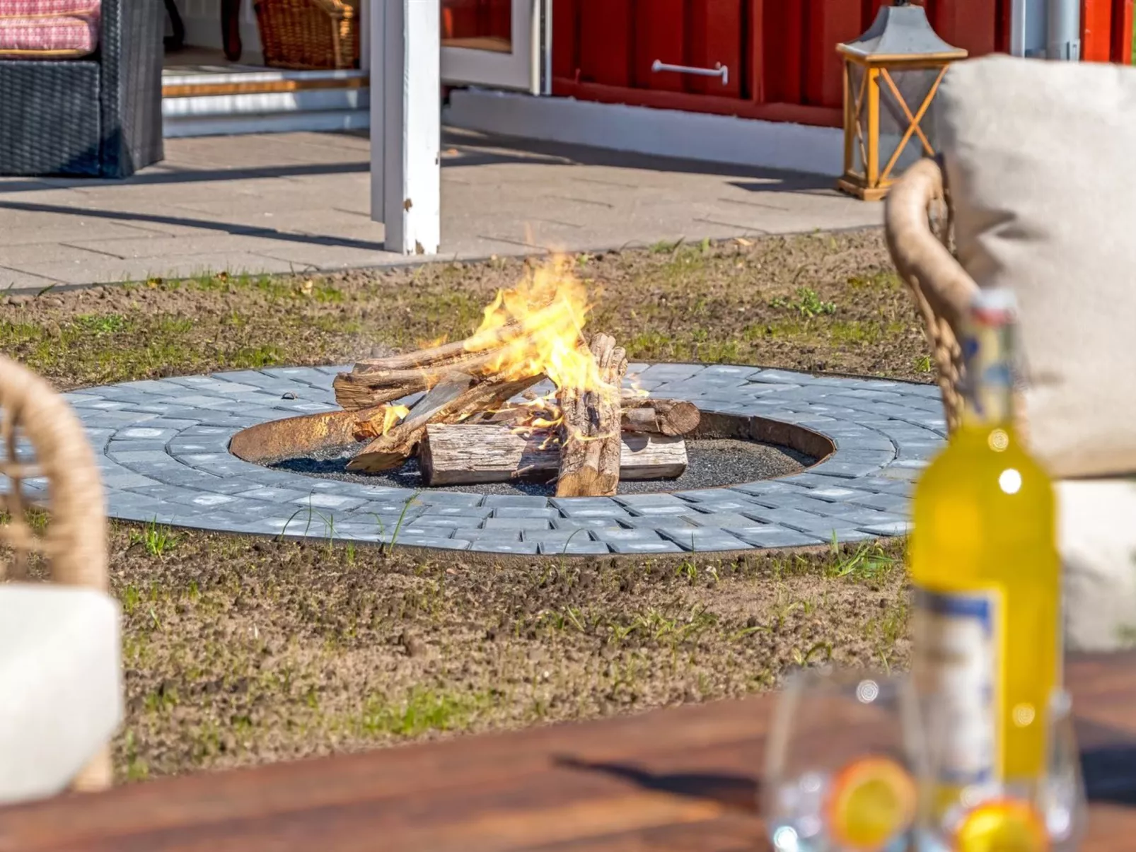 "Ruse" -  from the sea-Dehors