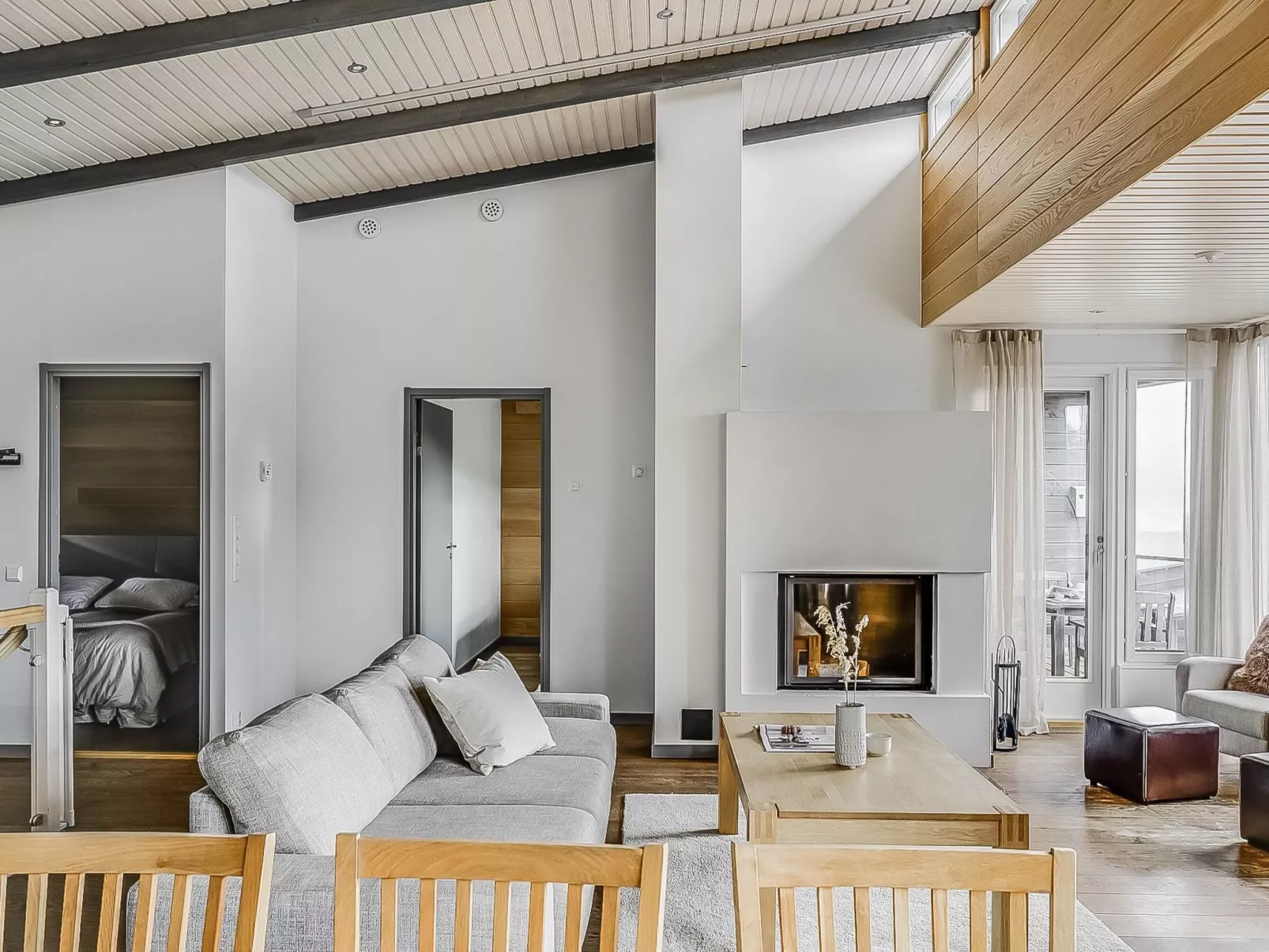 Rukavuorenhuippu 23 b-Dedans