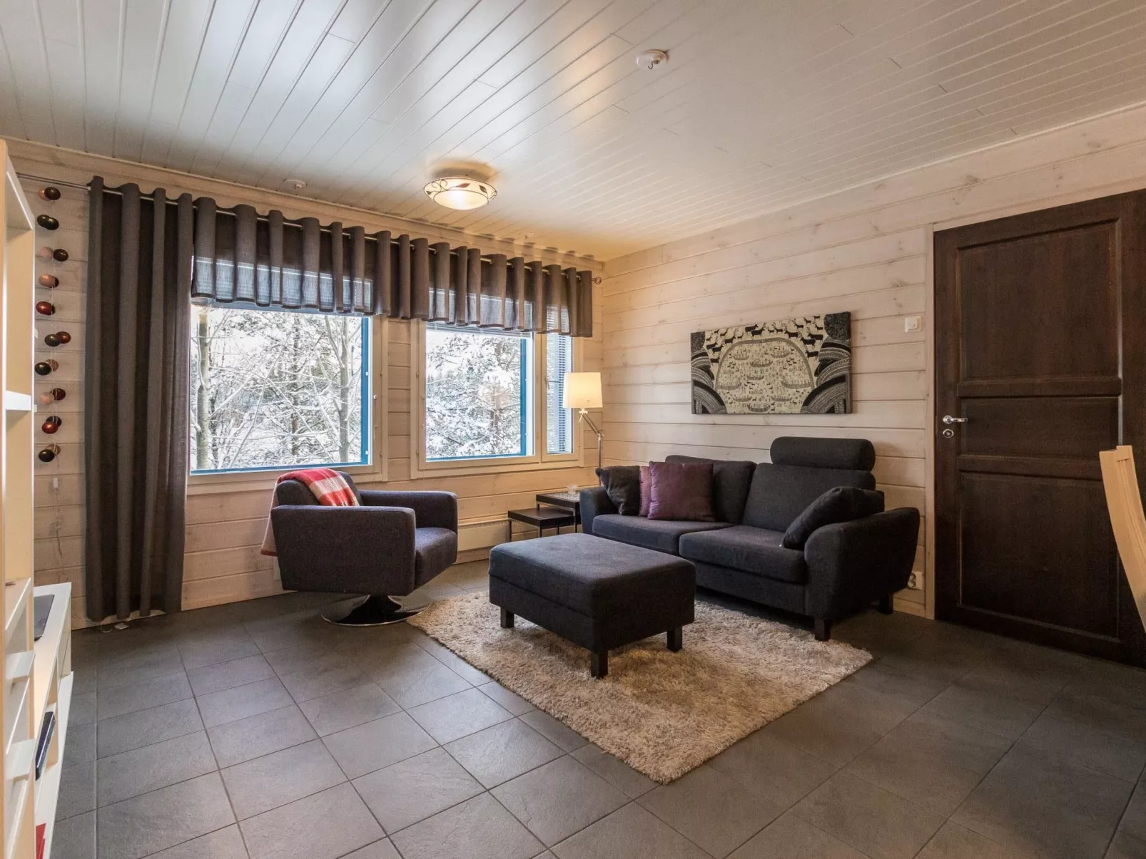 Hil-lak-ka ii as 5-Inside