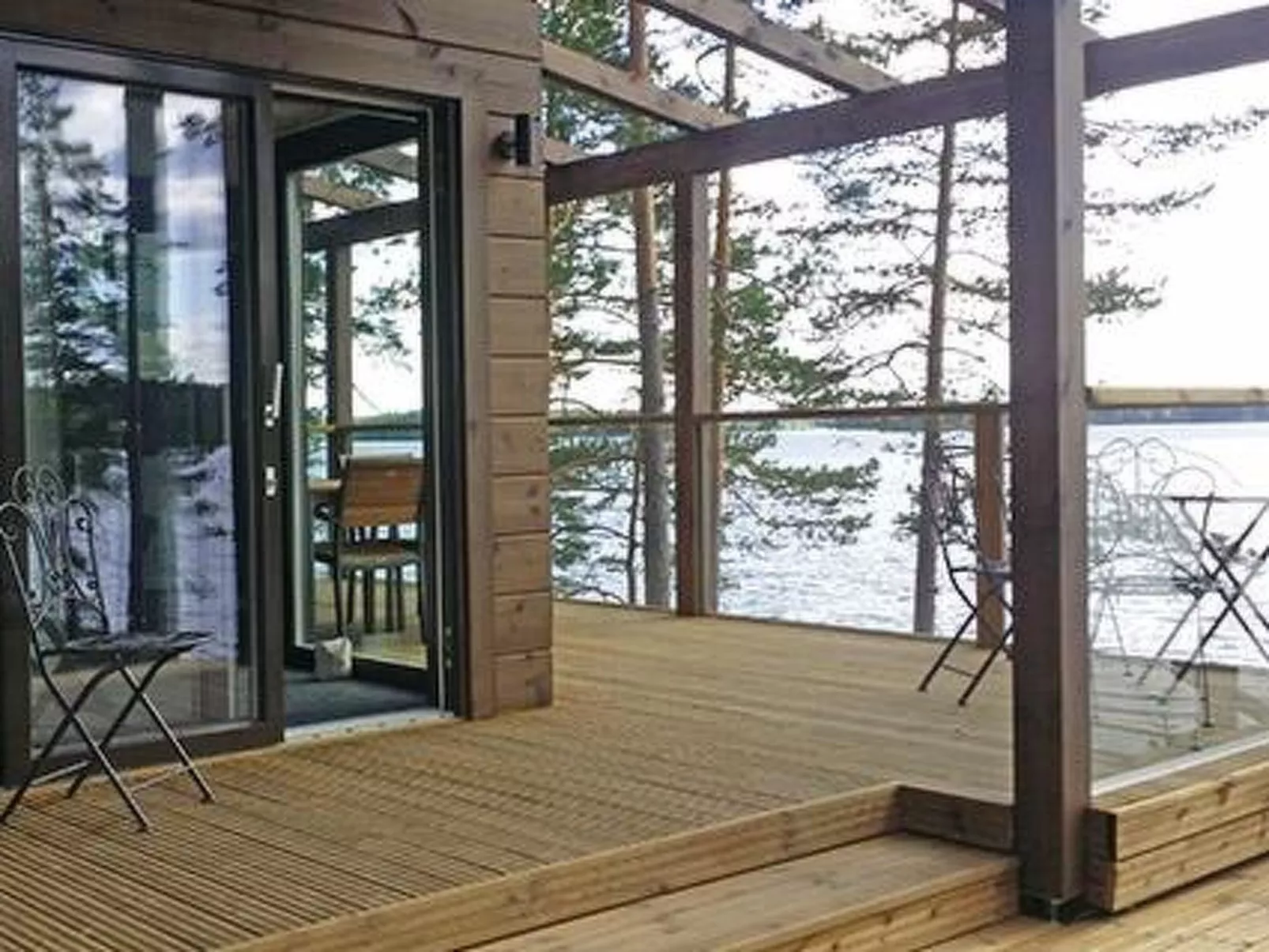 Villa miestamo-Dedans