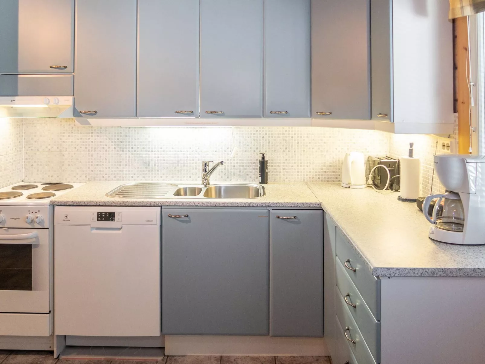 Ruka snow and sun 2-Inside