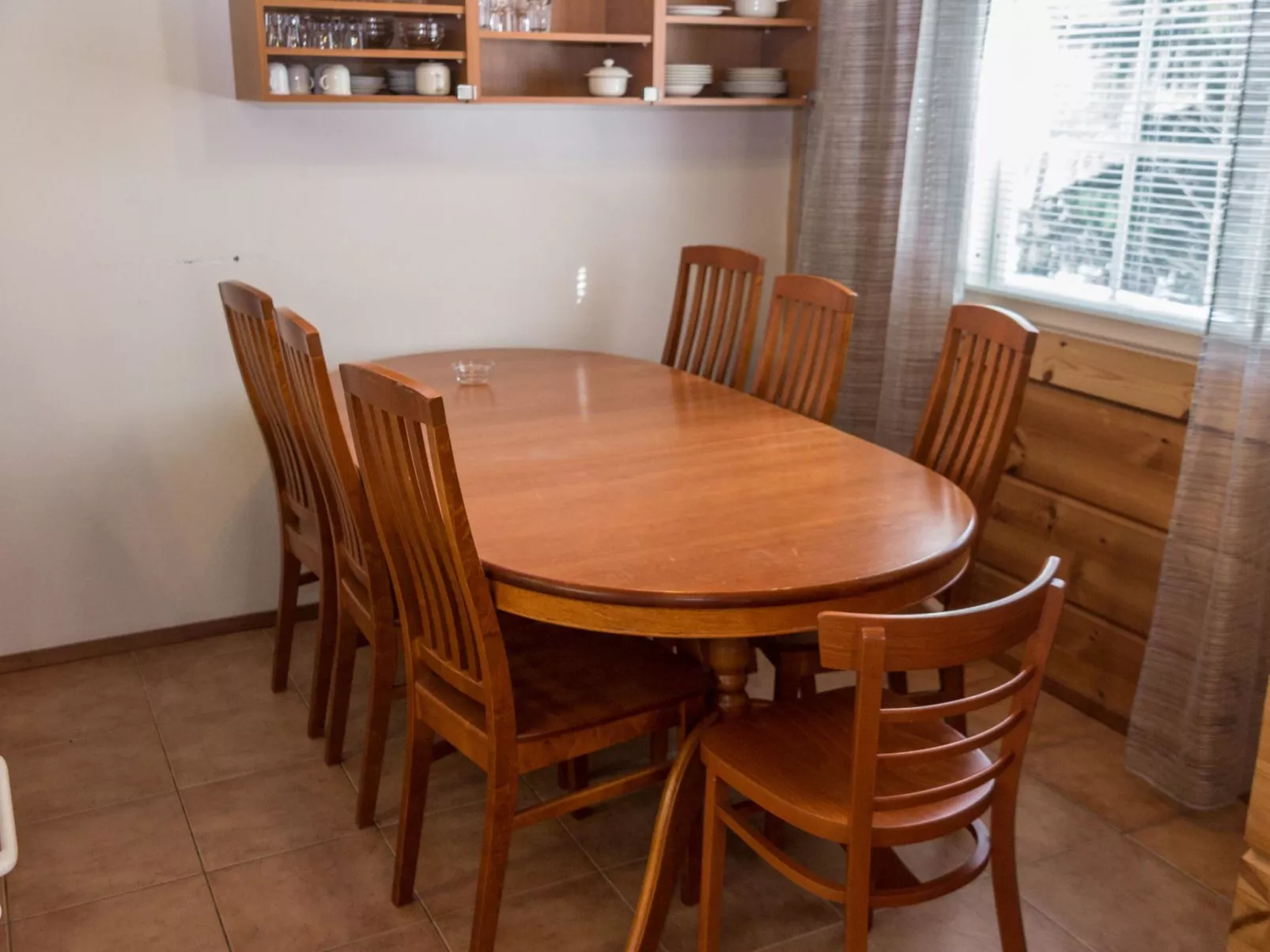 Peiponpesä b-Dedans