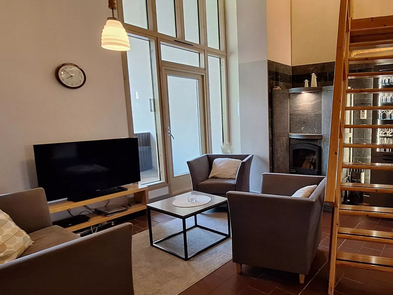 Hiisiranta e4-Dedans