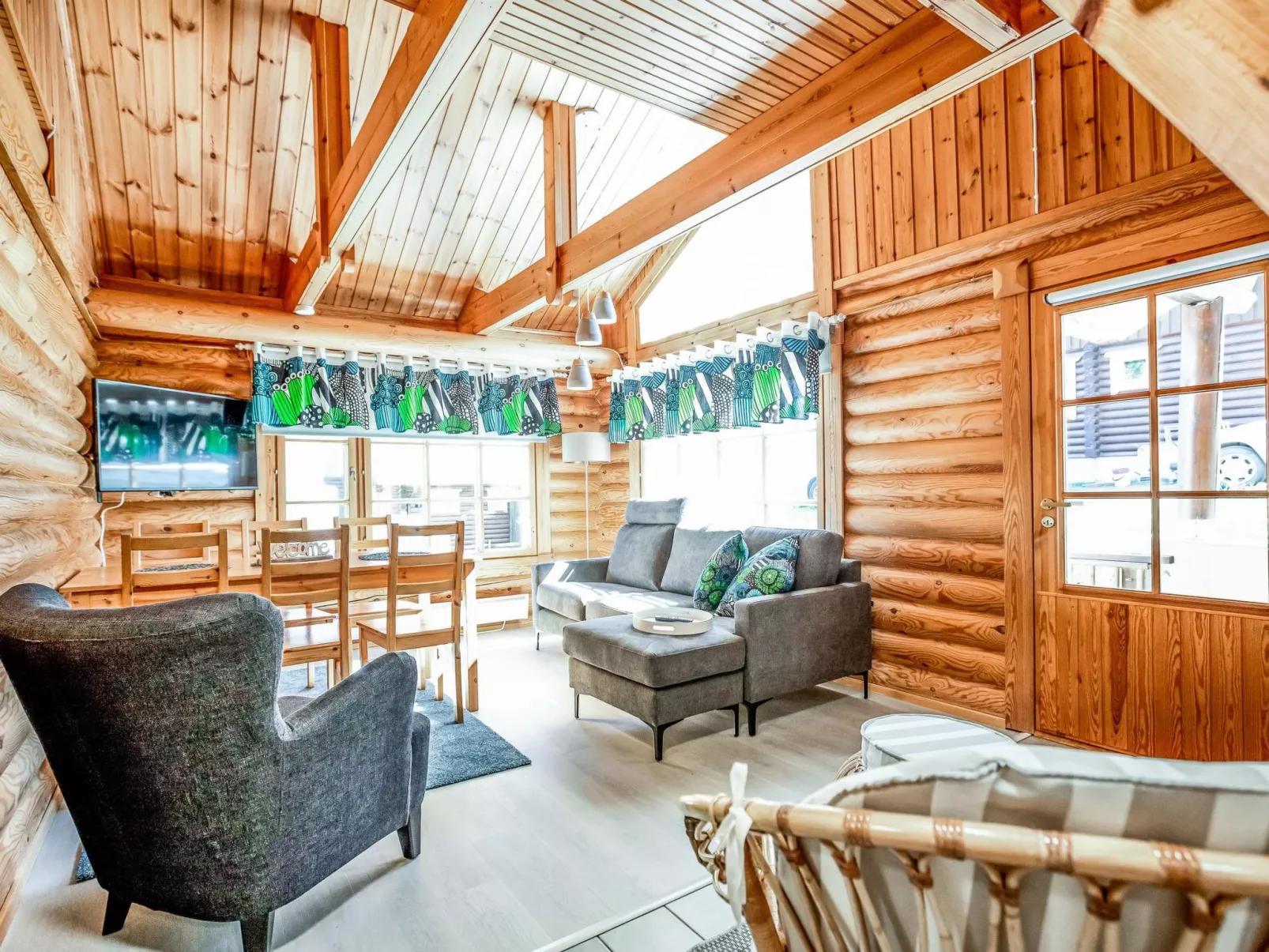 Kolin vernetti 3-Drinnen