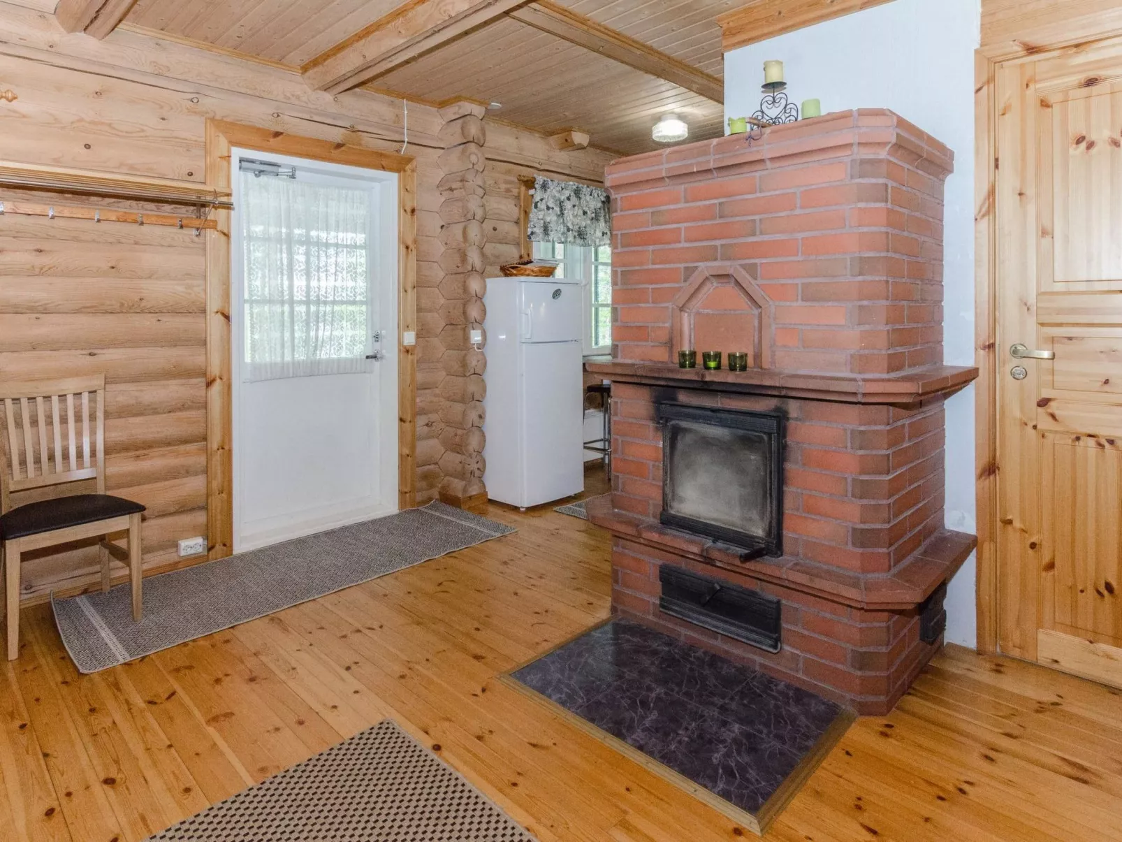 Hatun huilaus-Drinnen