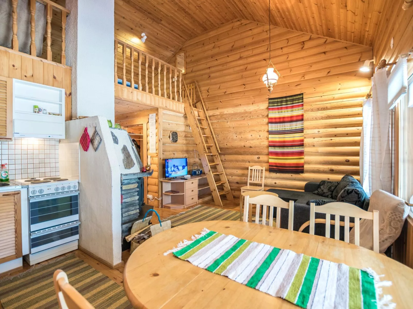 Ukkohovi 5 paritalo-Dedans