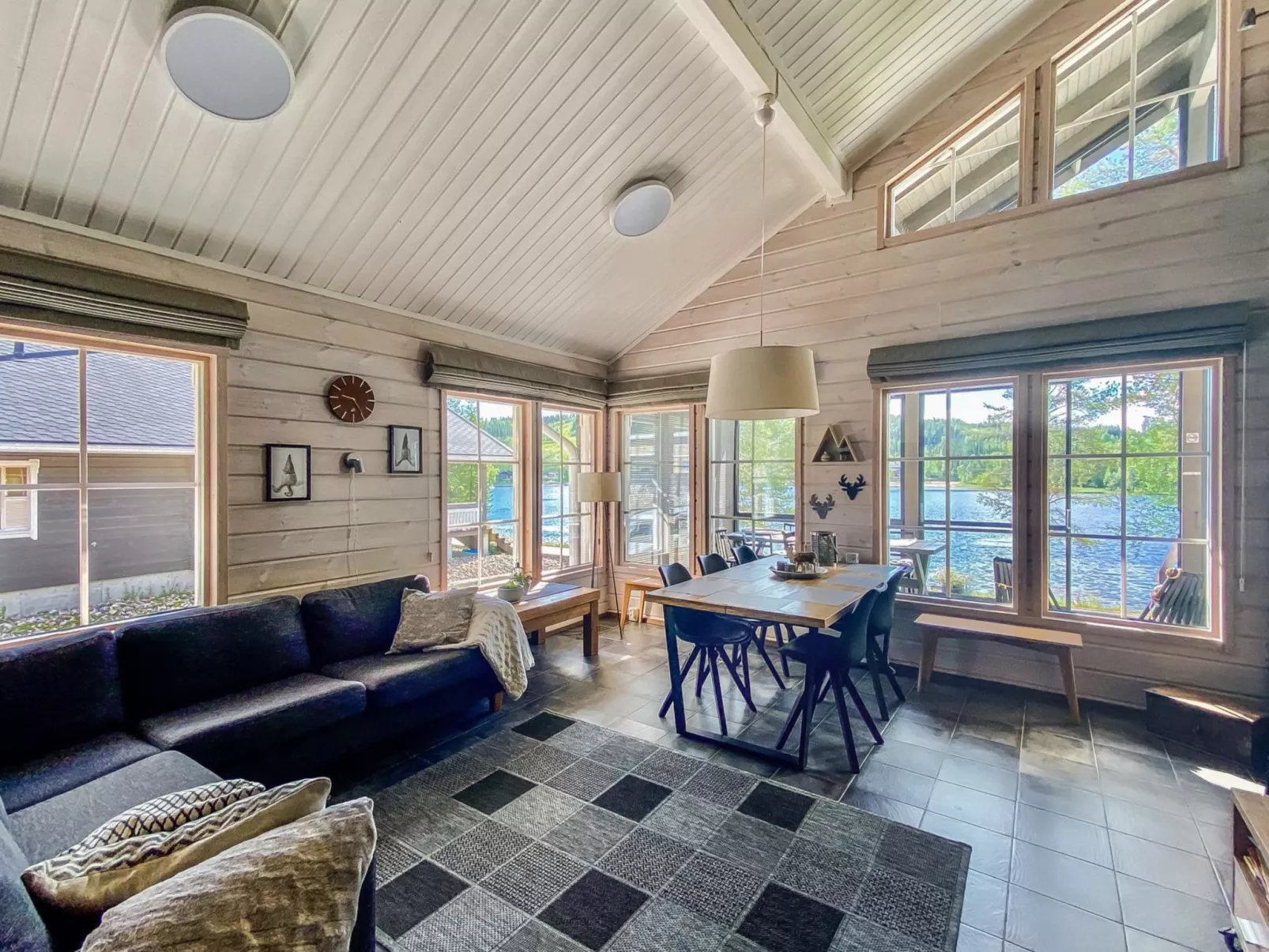 Aurinko-saaga 2 paritalo lasiterassihuon-Dedans