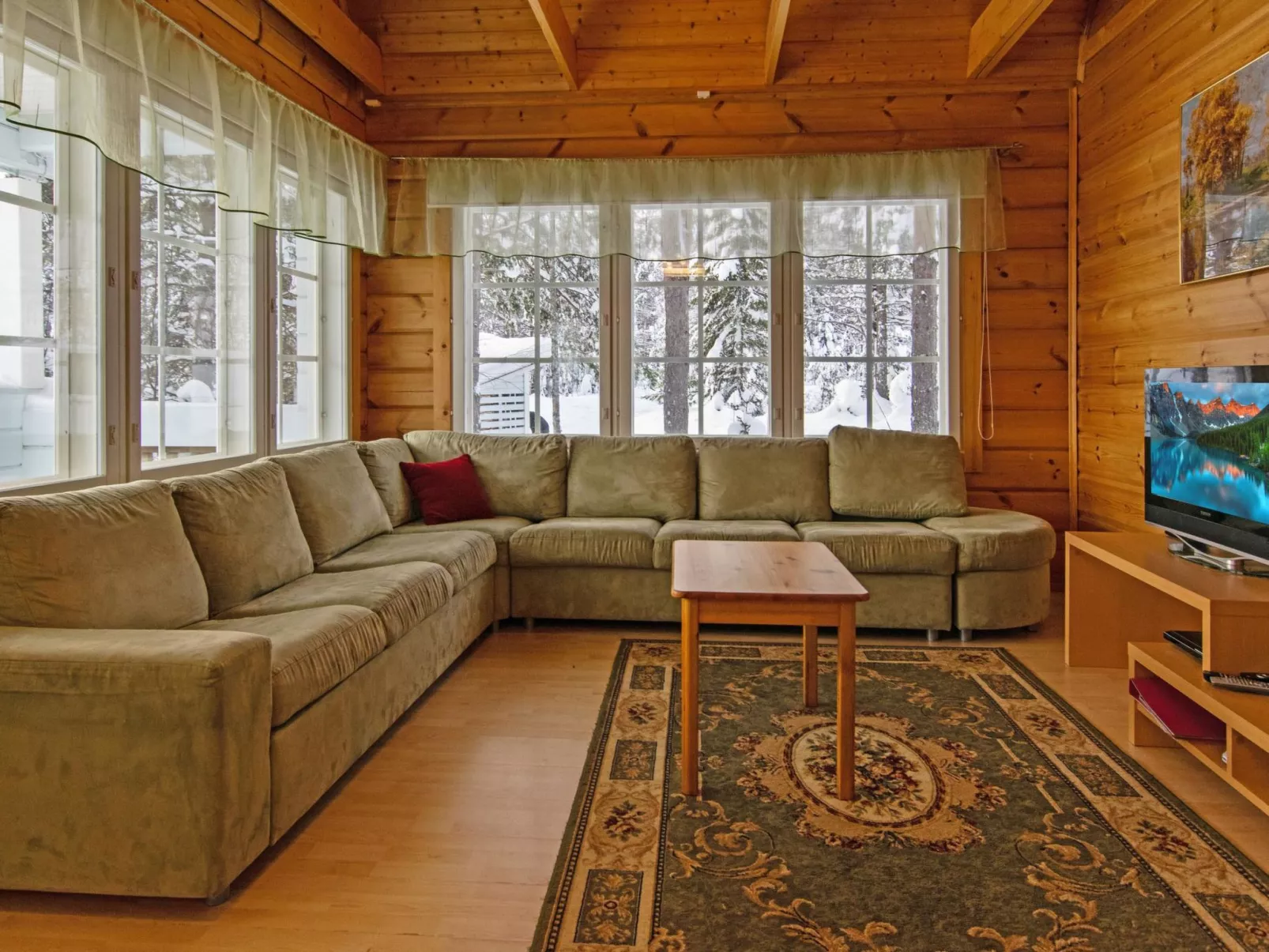 Lomataivas mökki-Dedans