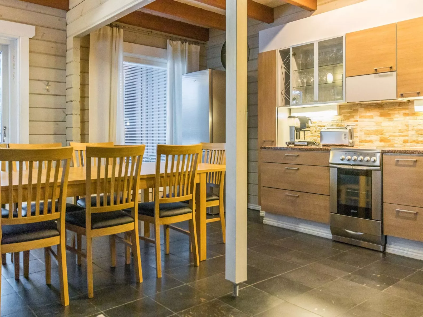 Uulanlinna a, paritalo-Dedans