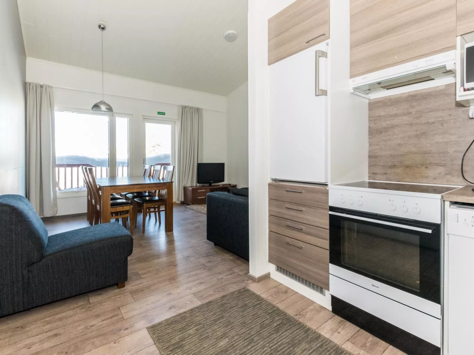 Skivillas 61 ukkohalla (b10)-Dedans