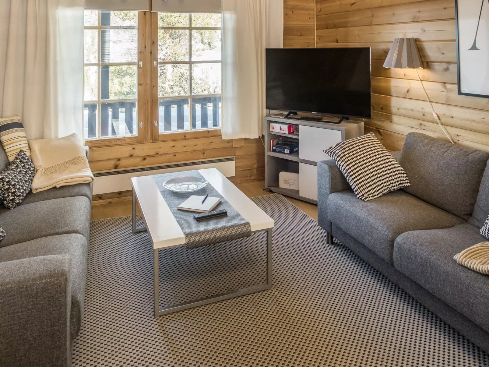 Rukan komia chalet-Drinnen