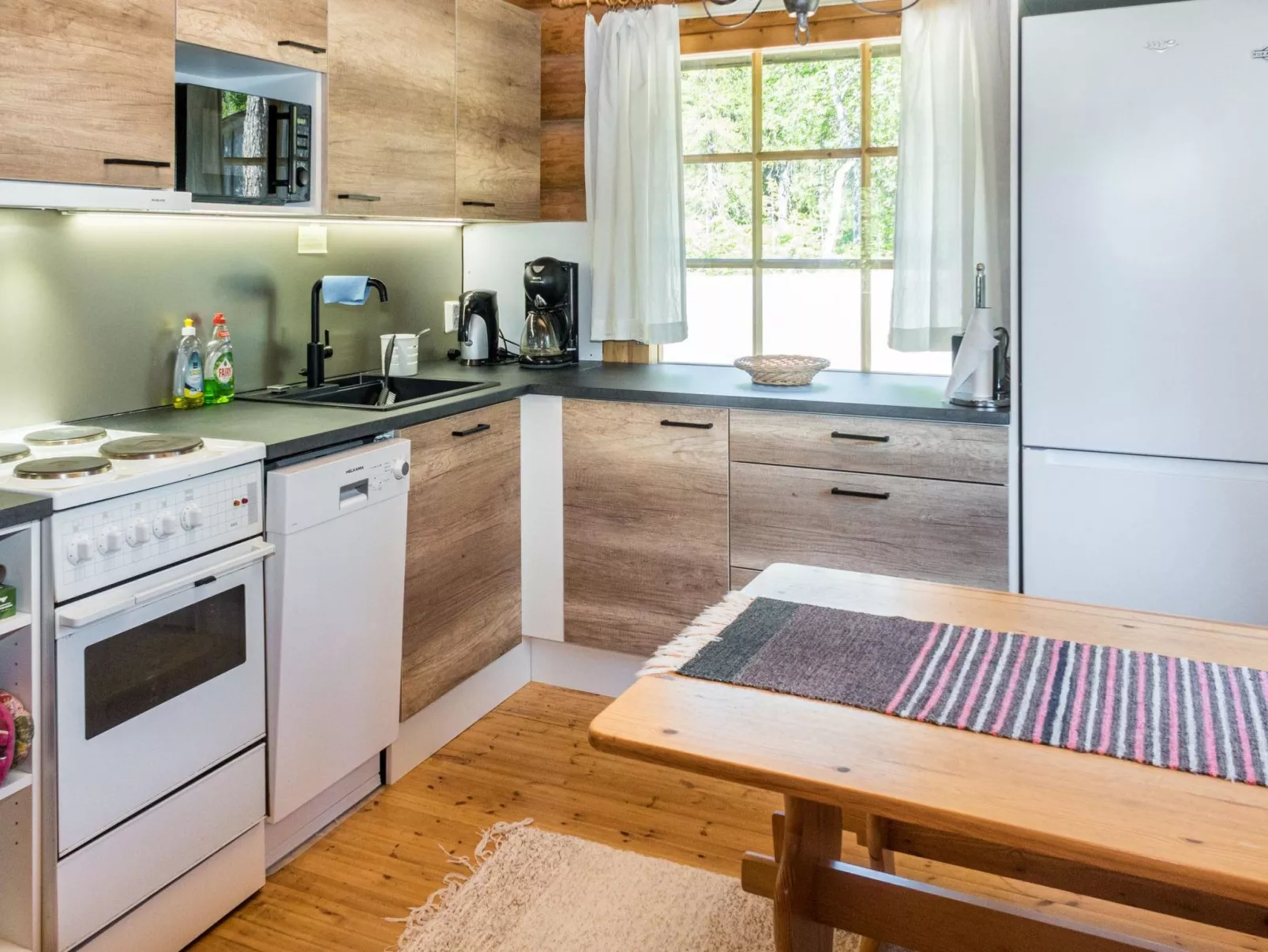 Vuosselin kuukkeli-Drinnen