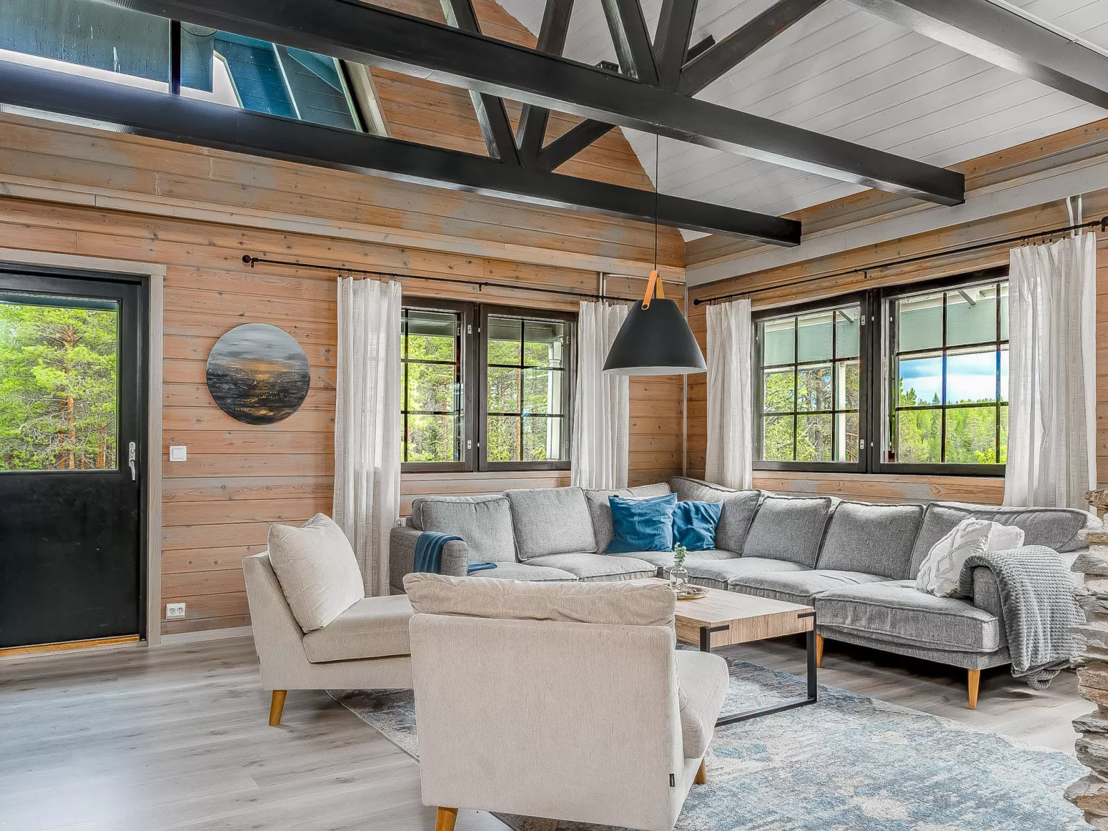 Villa kilkilö-Drinnen