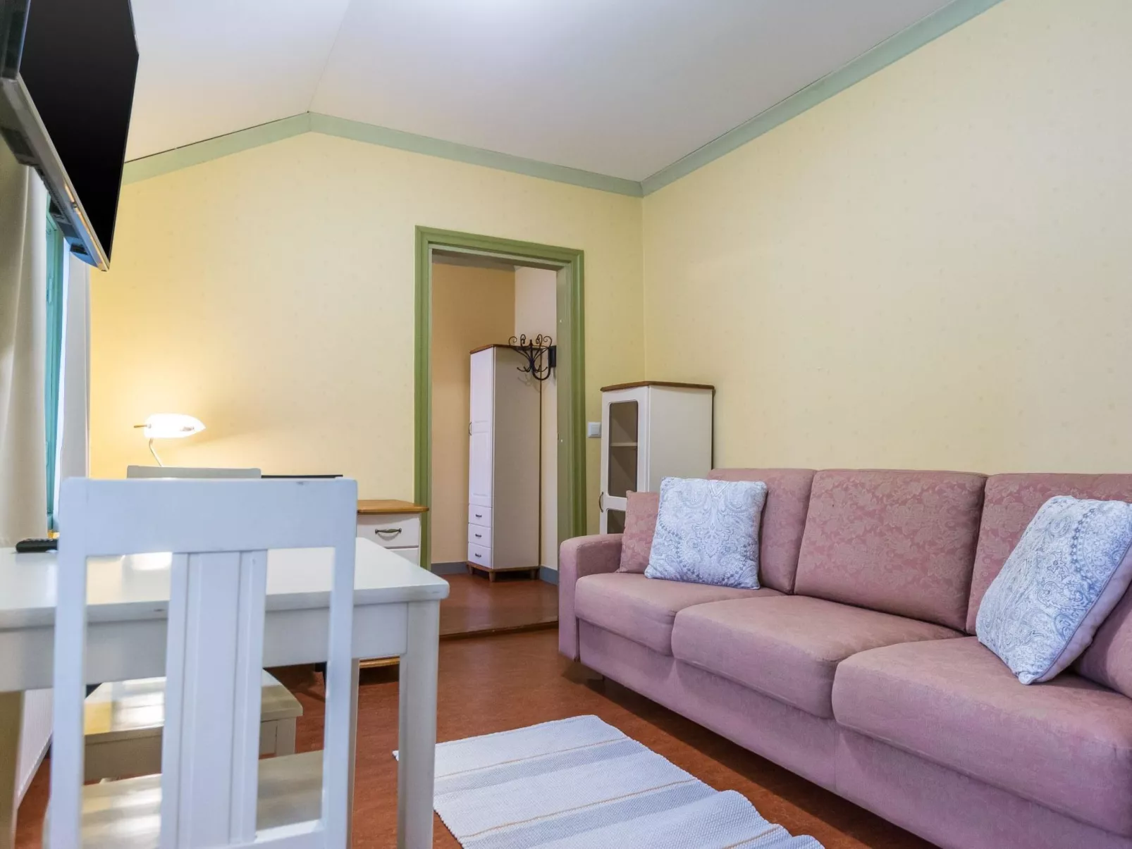 Kartanohuoneisto heikki-Dedans