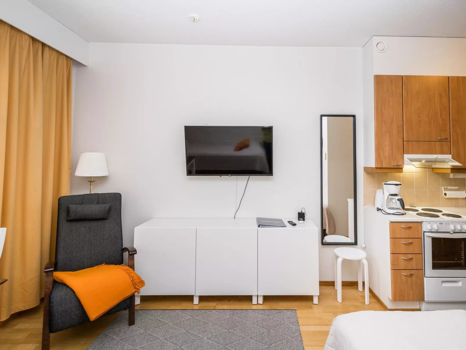 Rautulampi g14-Inside