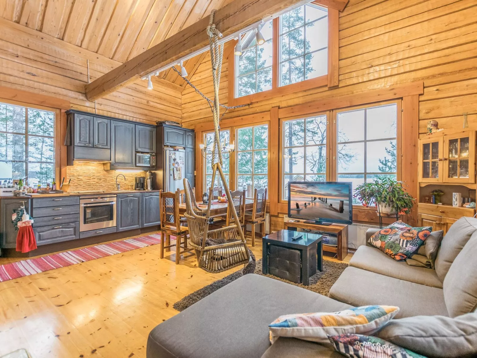 Villa kipinä-Drinnen