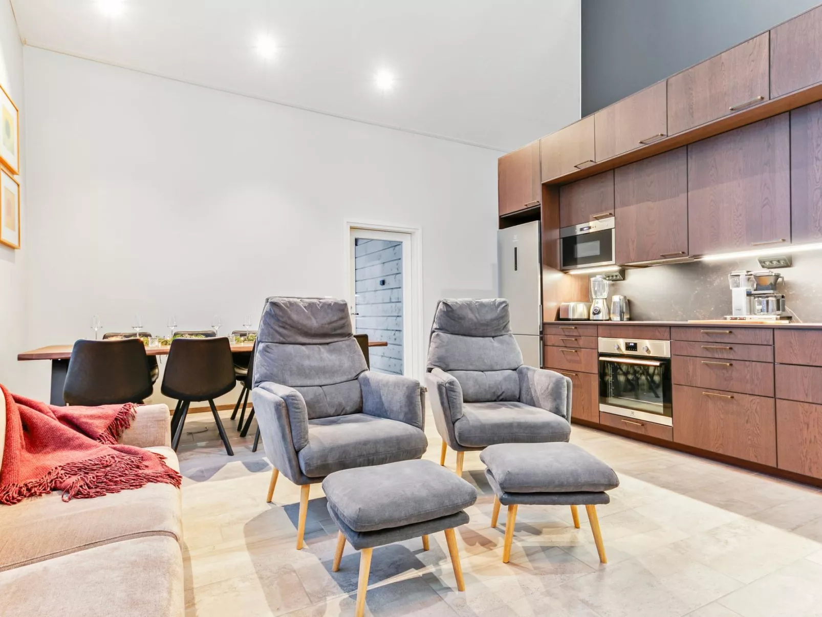 Levin hetki b-Drinnen