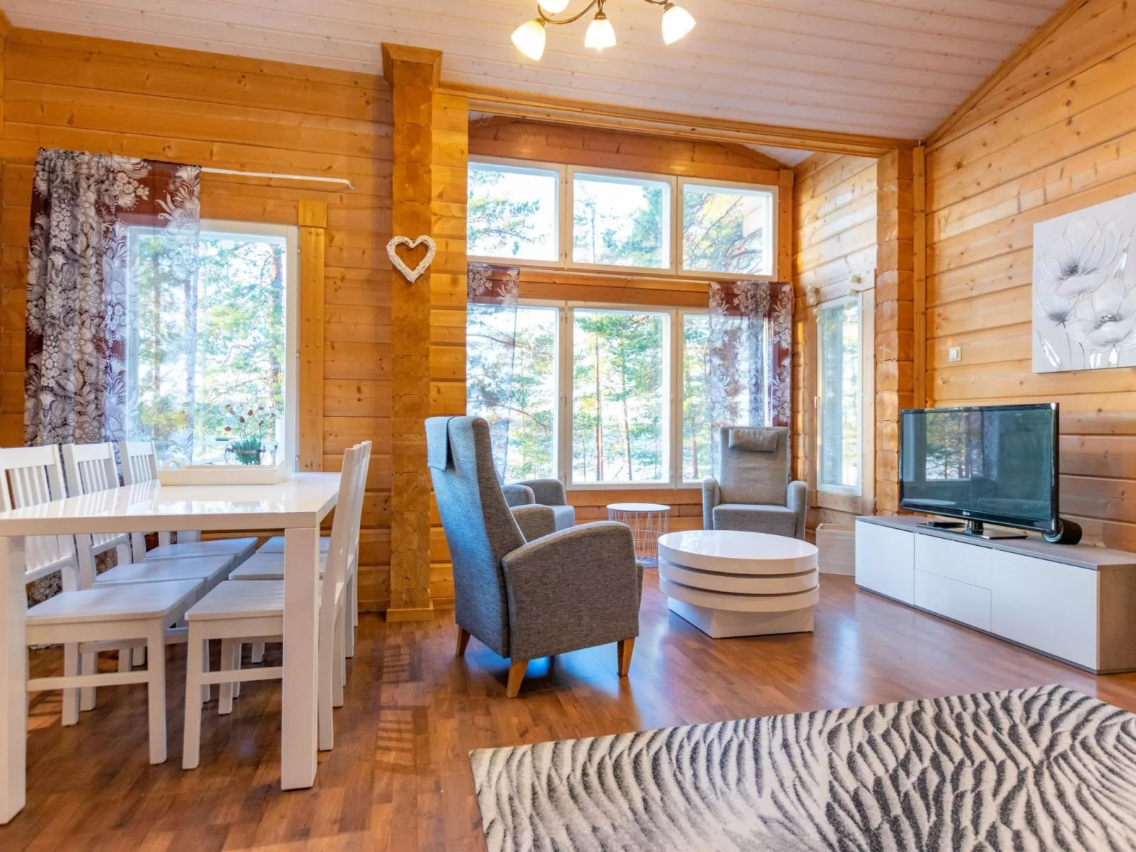 Näsinjoutsen-Dedans