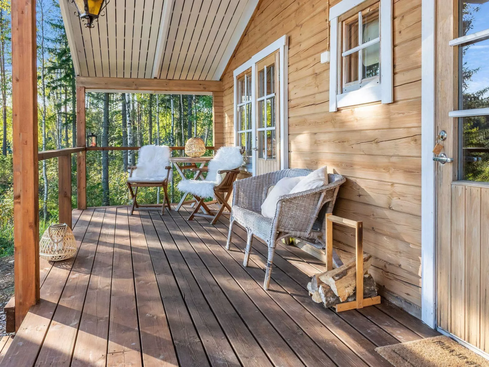 Lahdenpohja, vaikon loma 7-Dedans