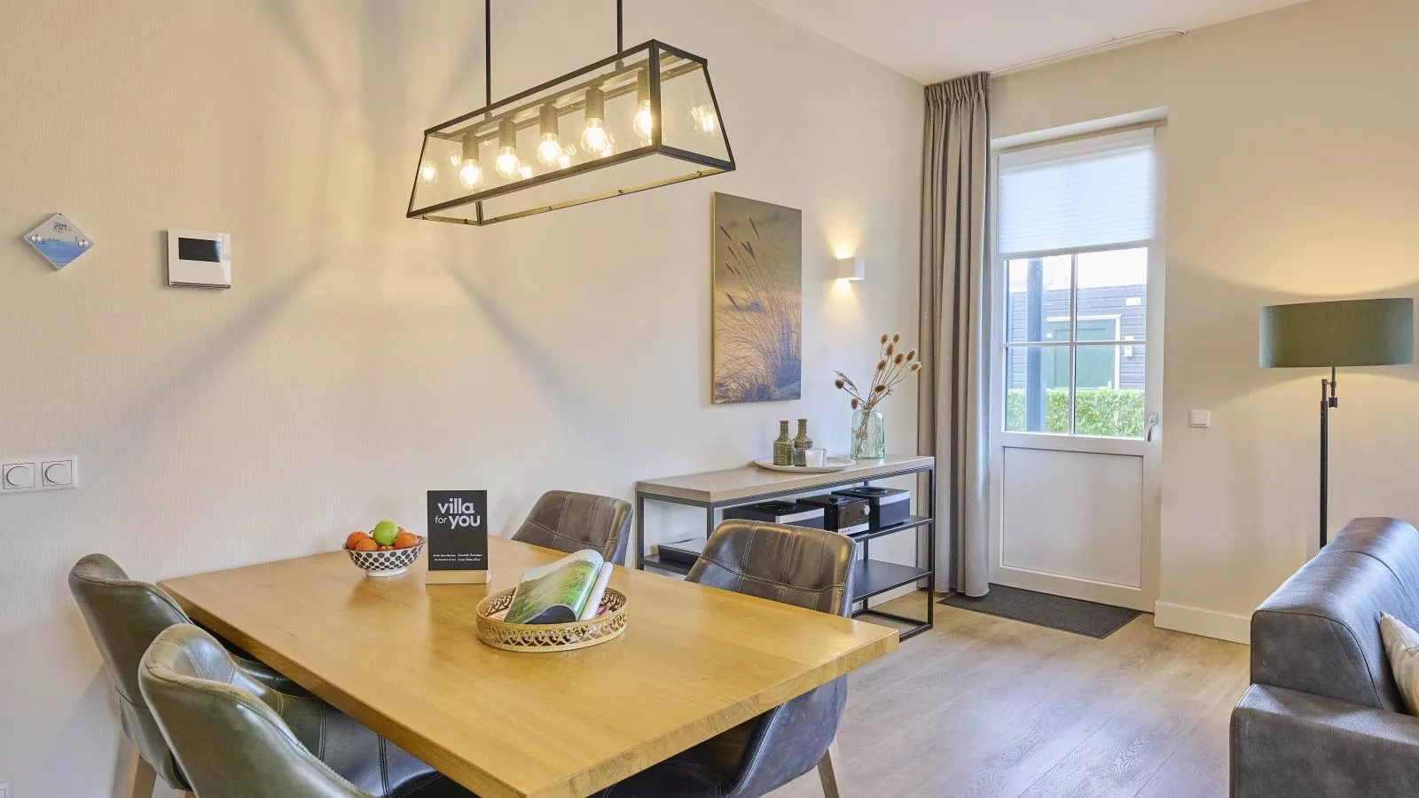 Sauna Zee 27A-Dining room