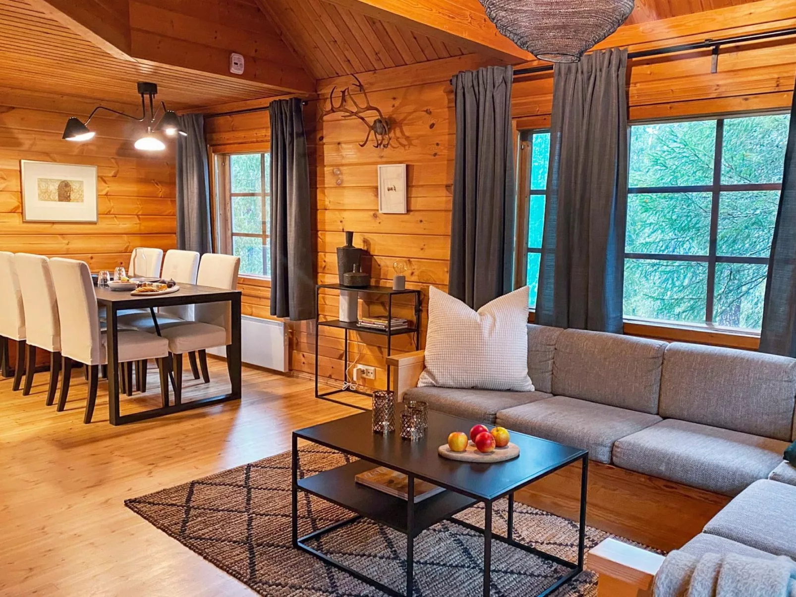 Uolevintie 39b-Dedans