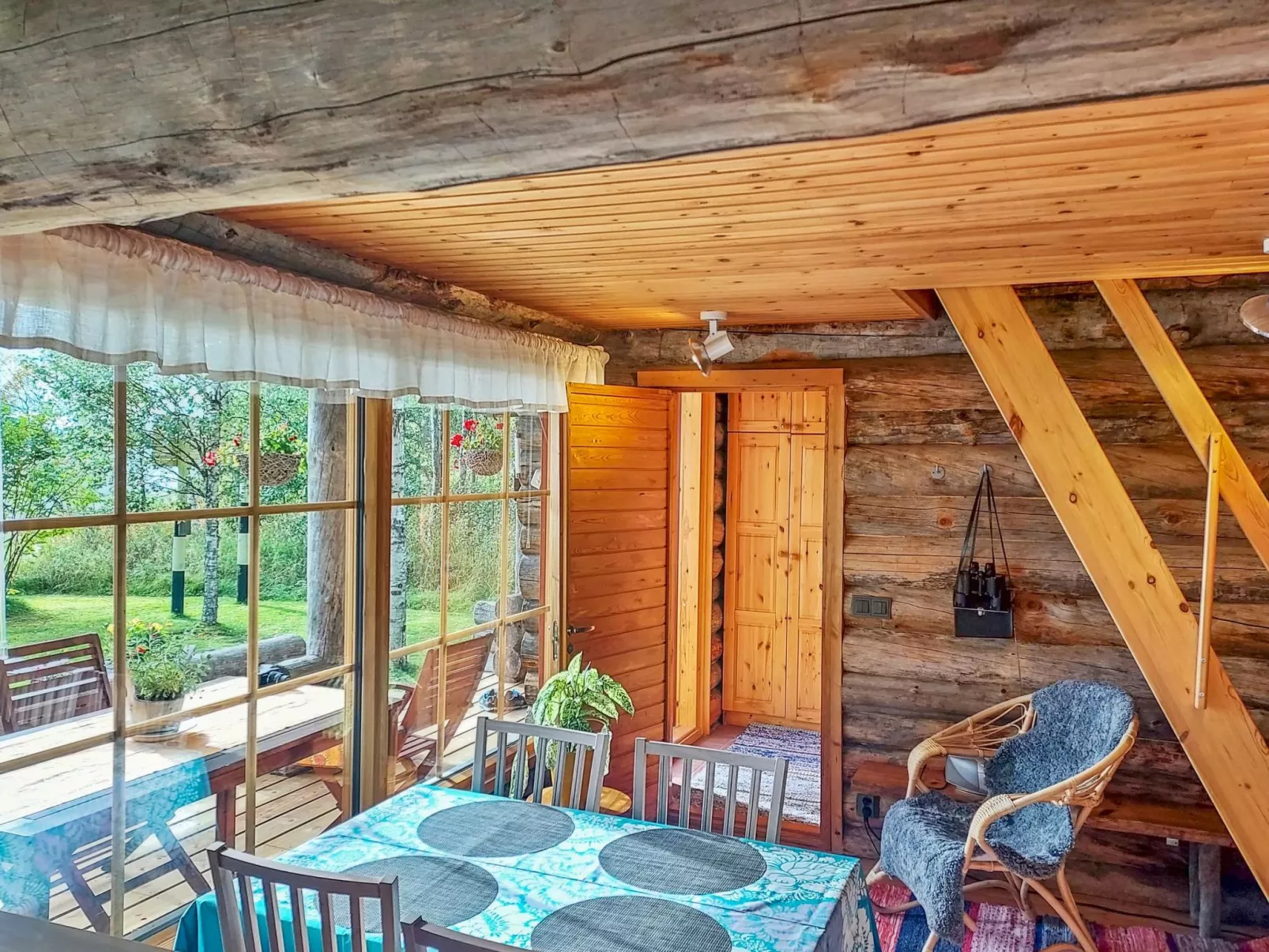 Alakitkajärvi, takkusalmi-Dedans