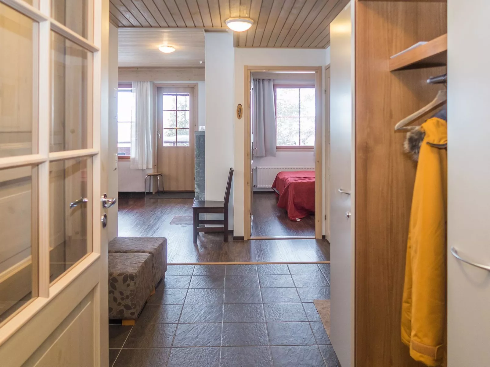 Länsirinne b5-Drinnen