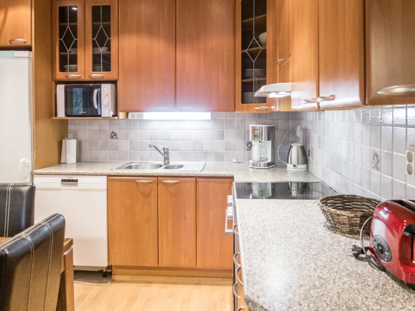 Klz 10. opaali-Dedans