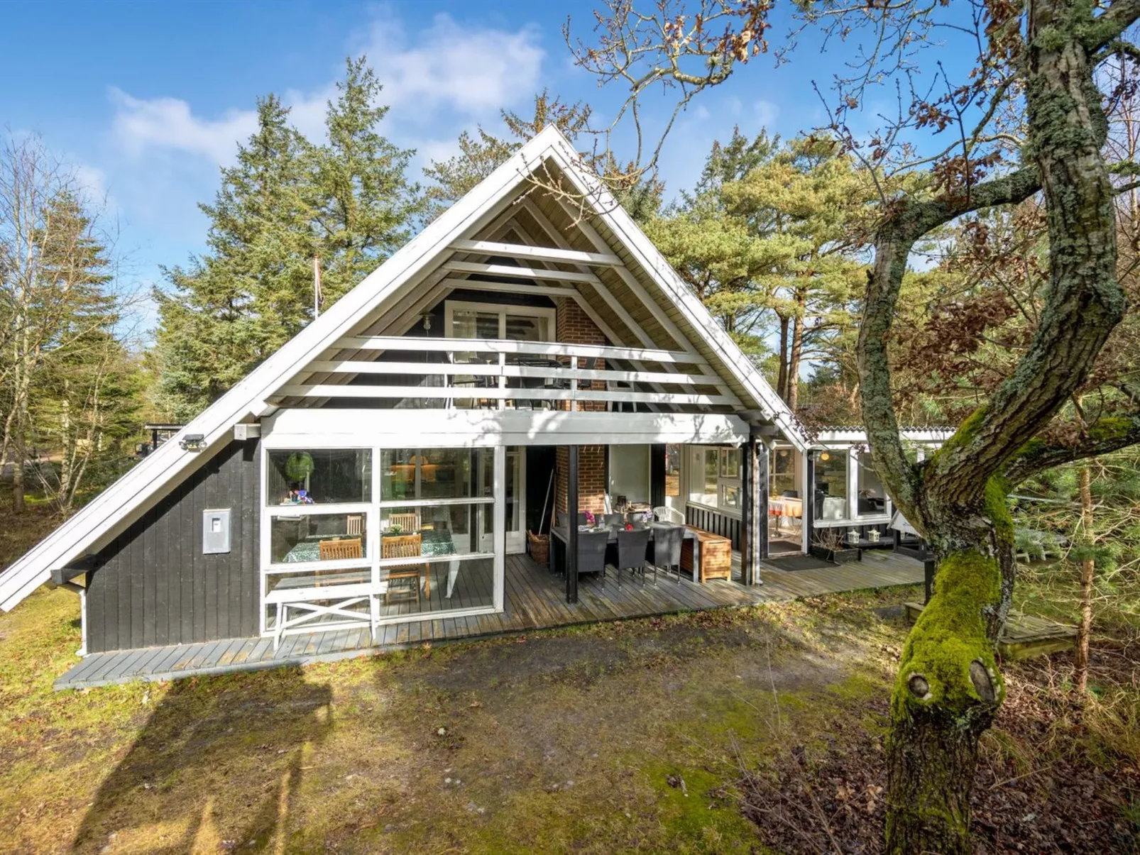 "Poul" - 1.9km from the sea-Draußen