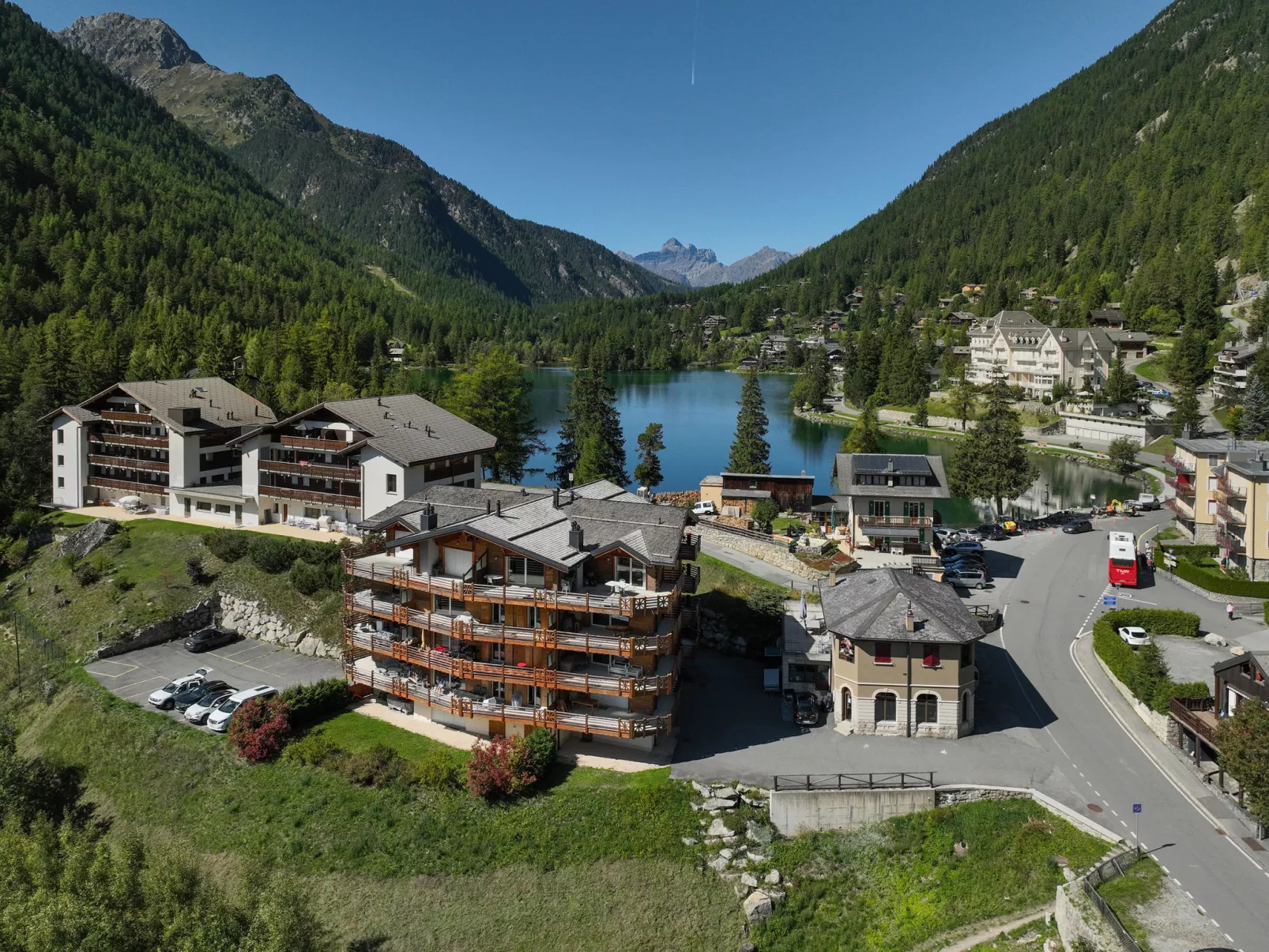 Les Combins 30-Outside