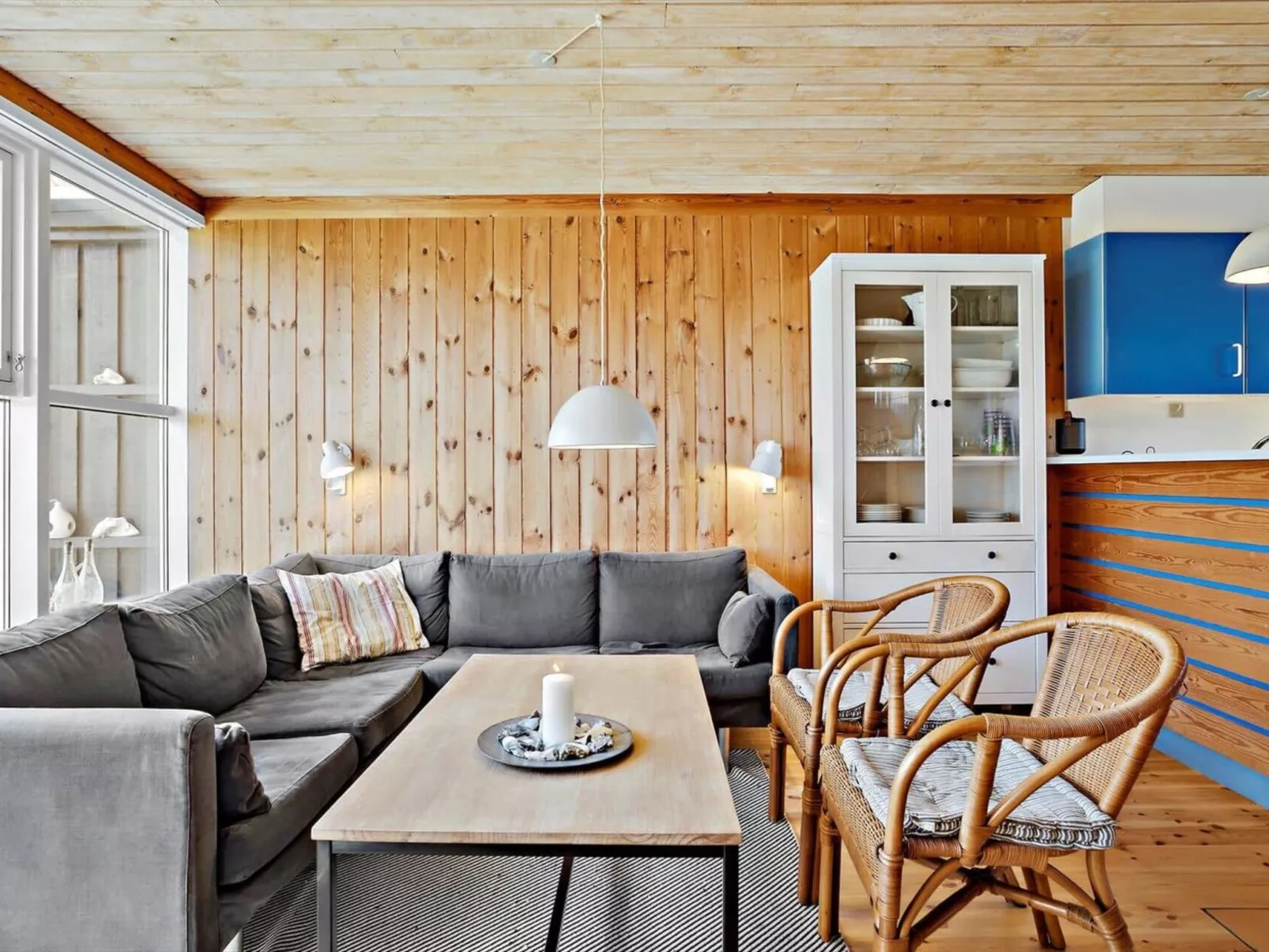 "Orpah" - 100m from the sea-Dedans