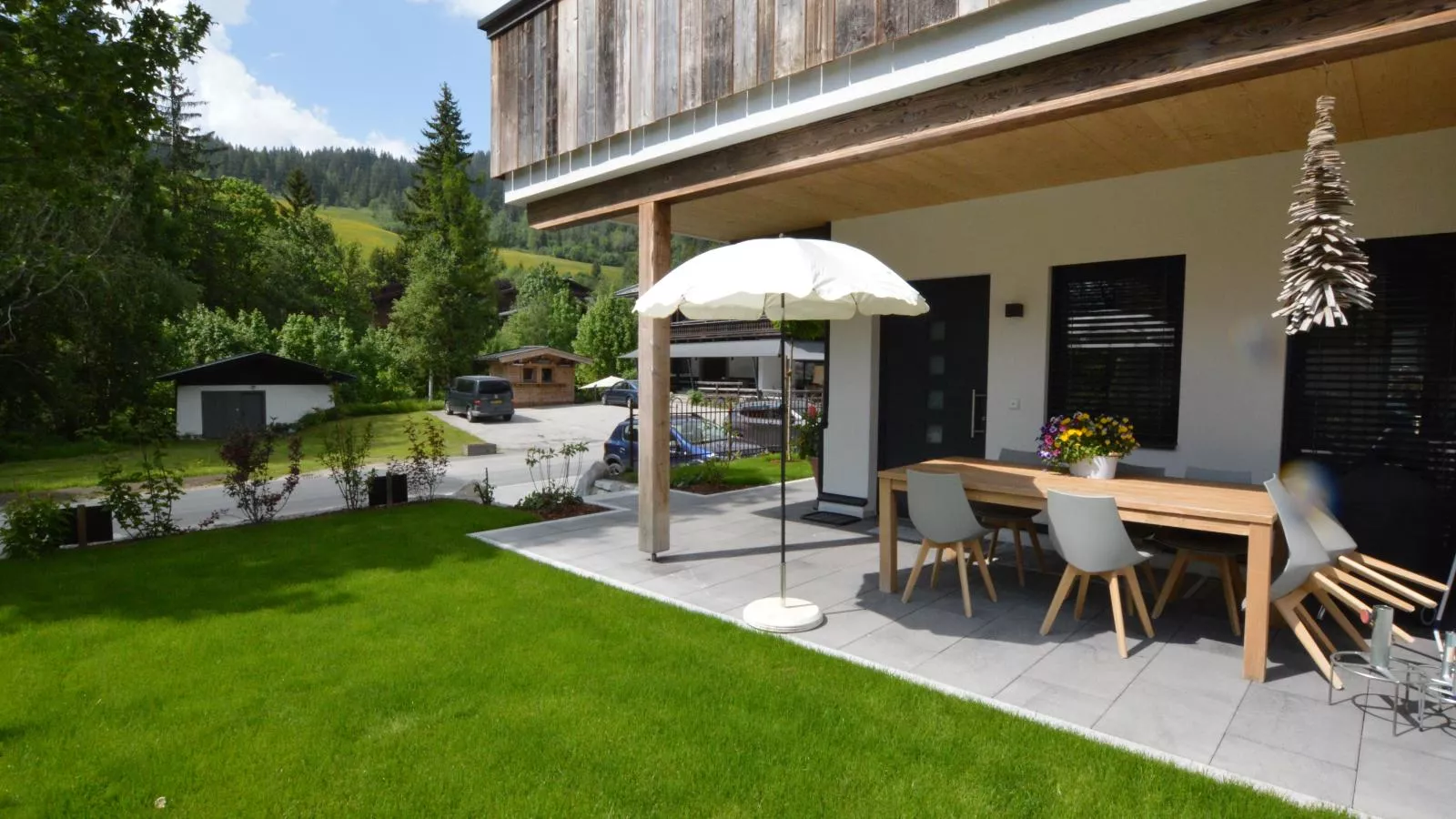 Schneerose-Balcon-terrasse