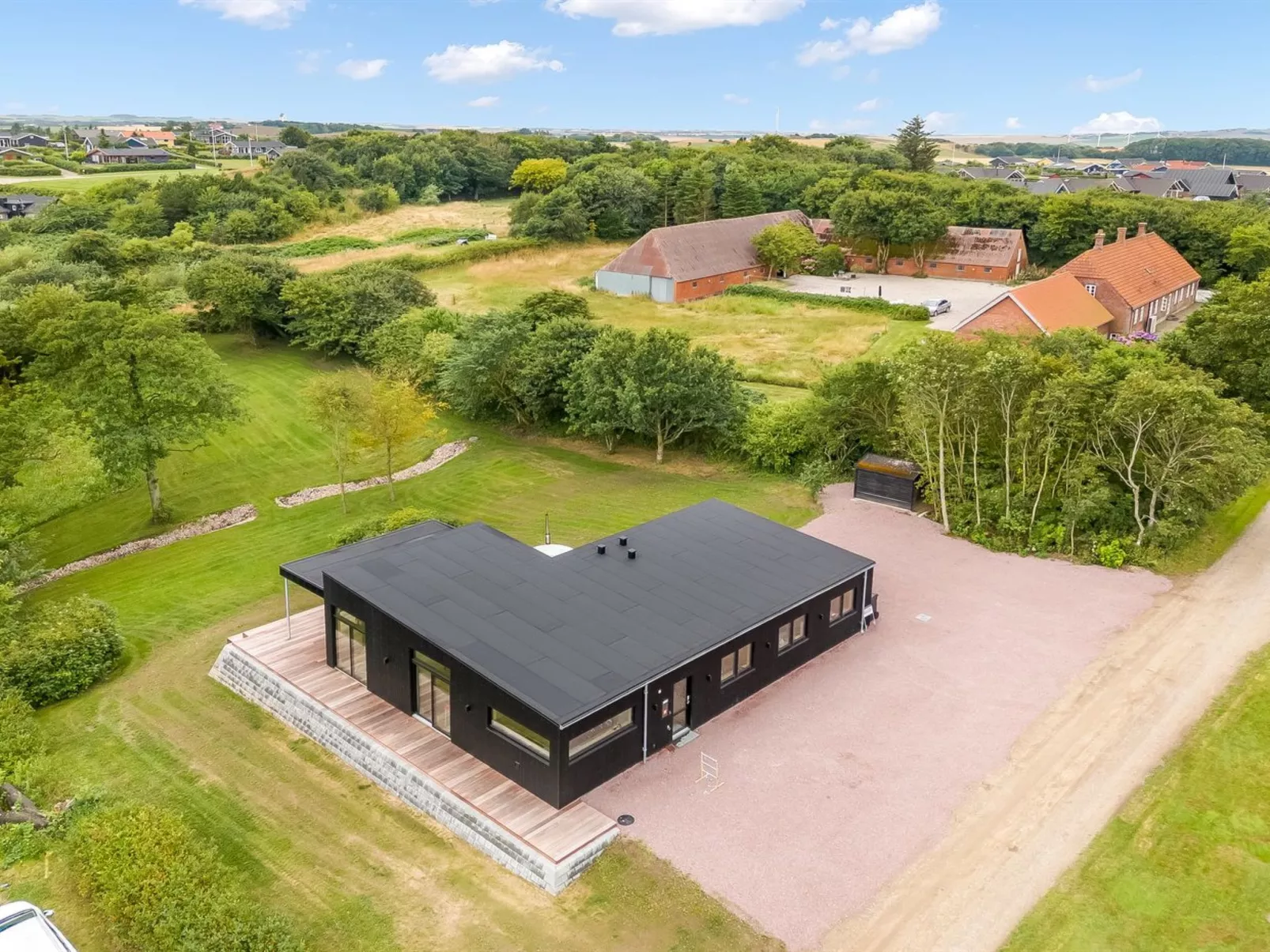 "Stjerne" - 300m to the fjord-Outside