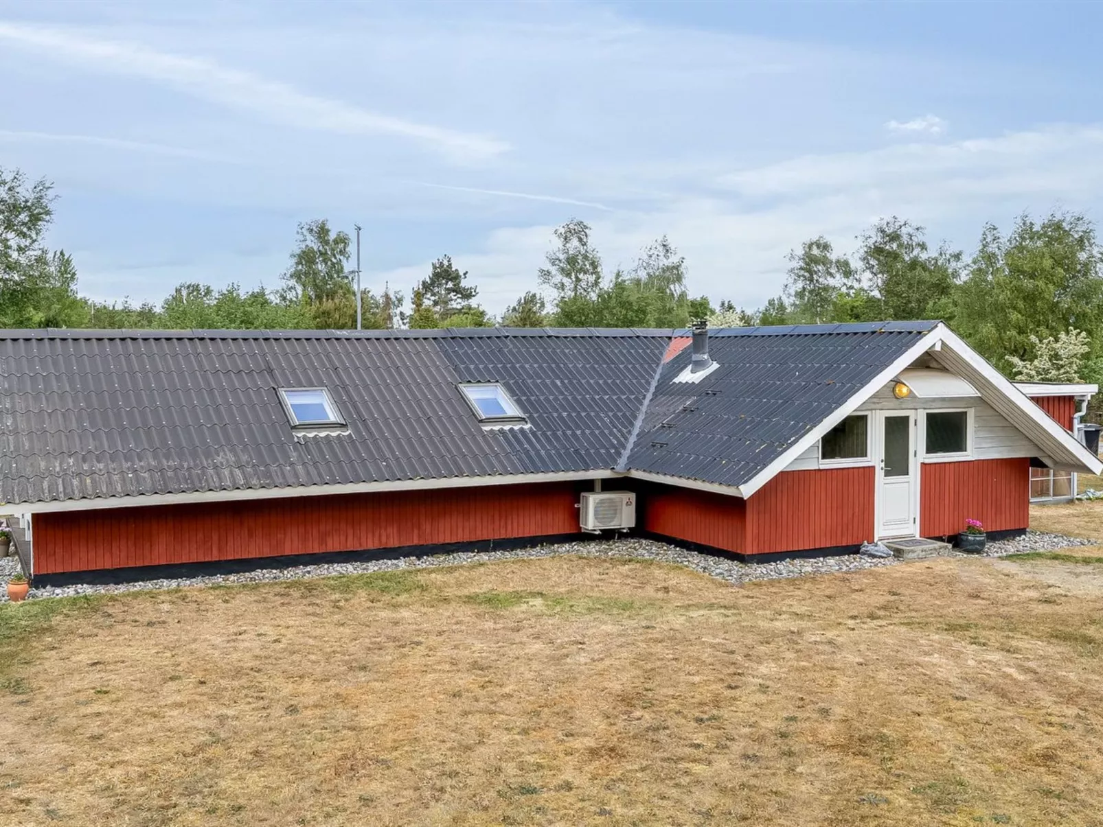 "Ylvie" - 500m from the sea-Draußen