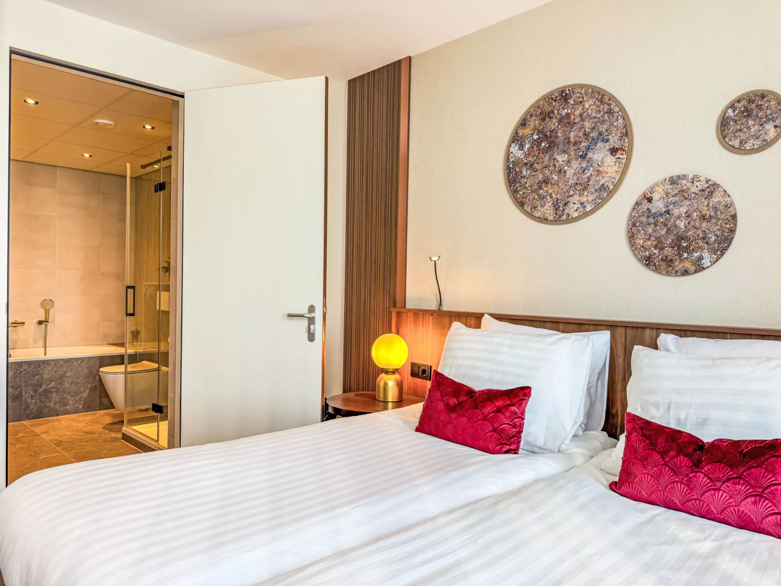 Zen Kitchen & Boutique Hotel-Dedans