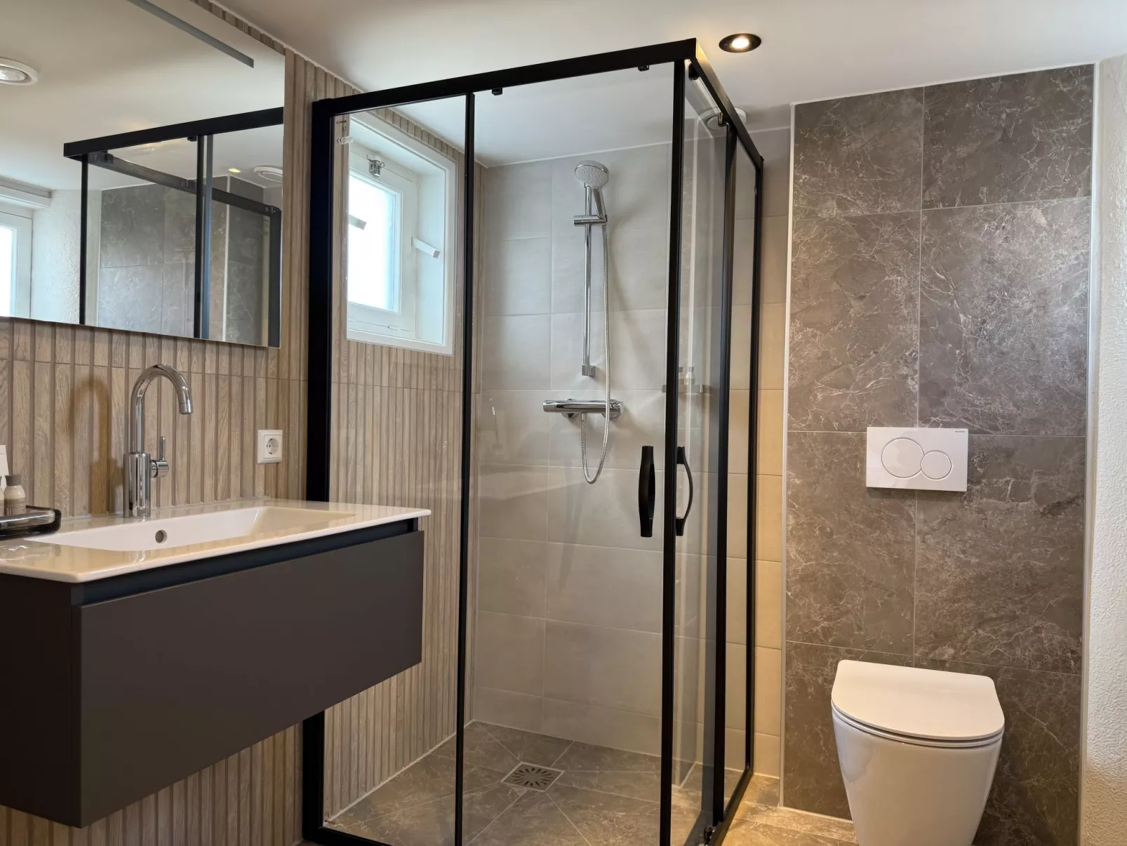 Zen Kitchen & Boutique Hotel-Drinnen