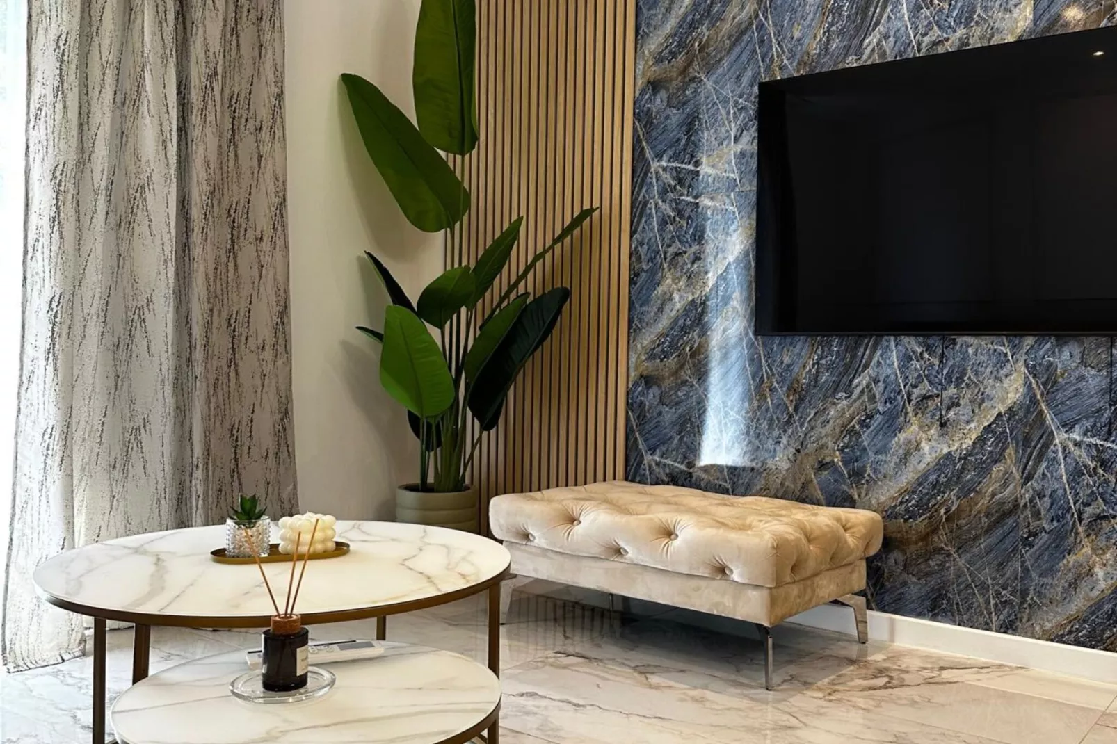 Apartment Ivan with Pool - Two Bedroom Apartment with Terrace and Swimming pool-Salon