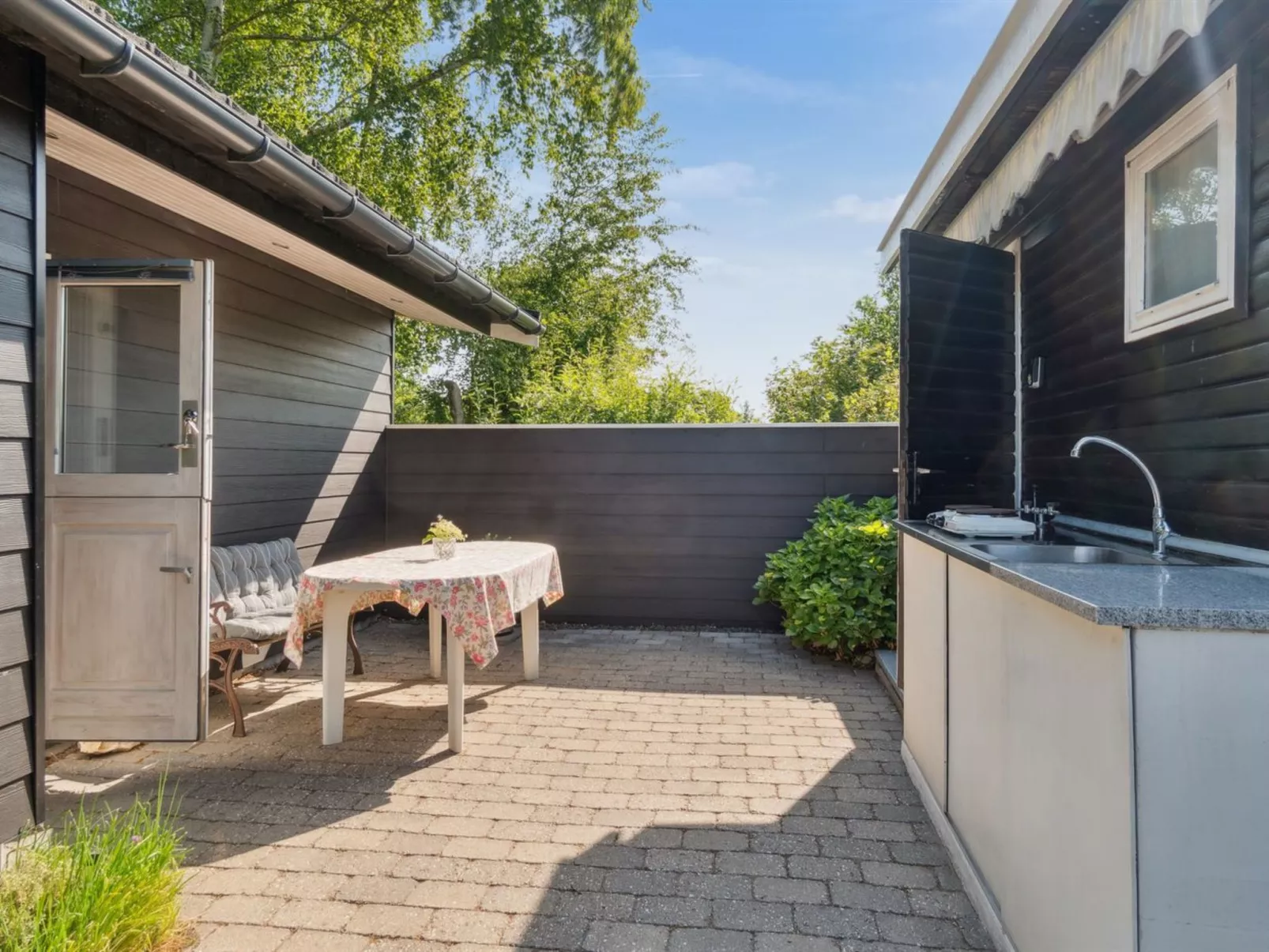 "Alfa" - 350m from the sea-Draußen