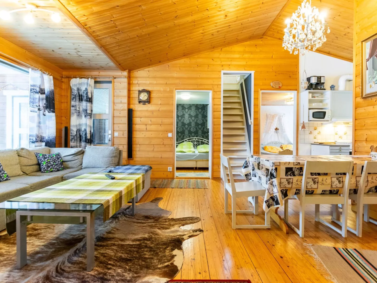 Huvila hietamäki-Inside