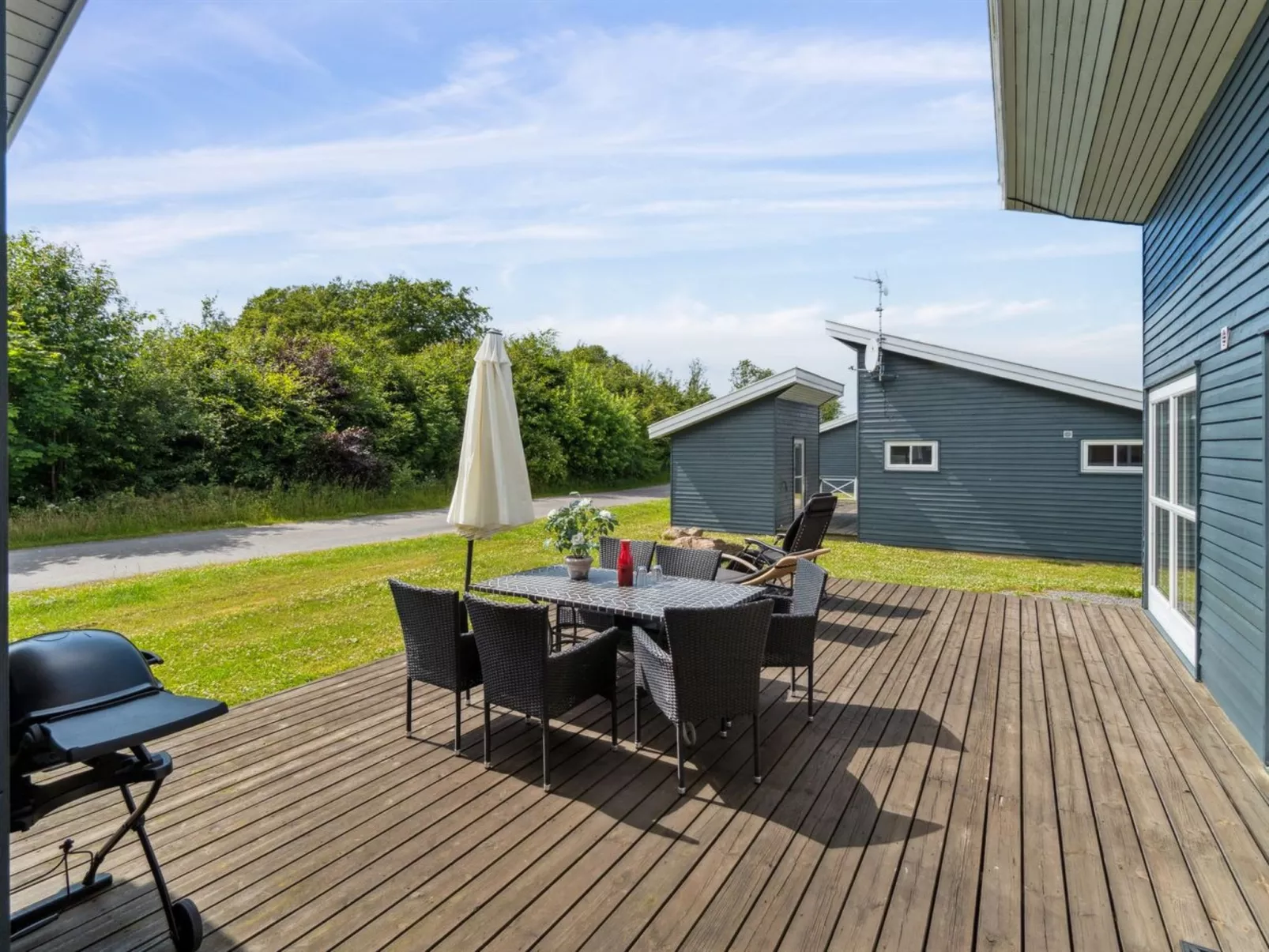 "Ilta" - 2.8km from the sea-Dehors