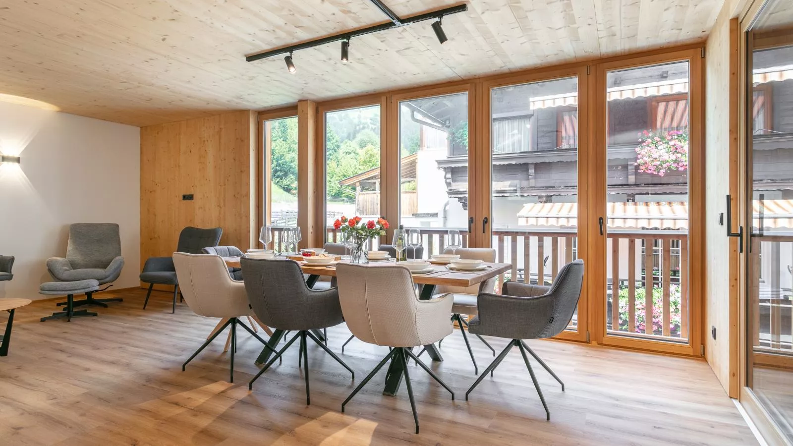 Hopfgarten Alpin Living Top 3 und 4-Esszimmer